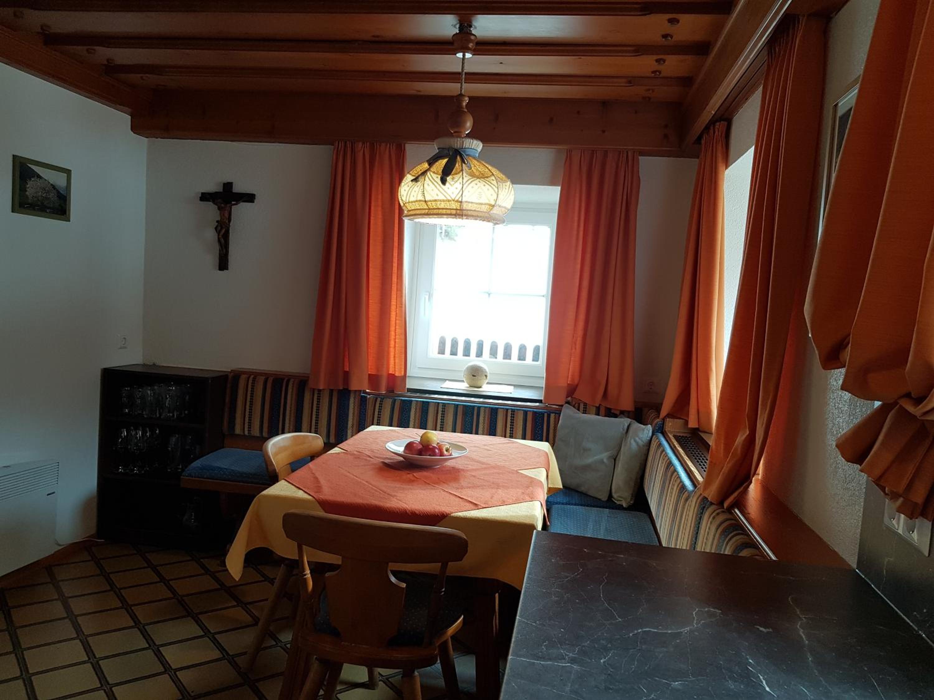 Der Perweinhof