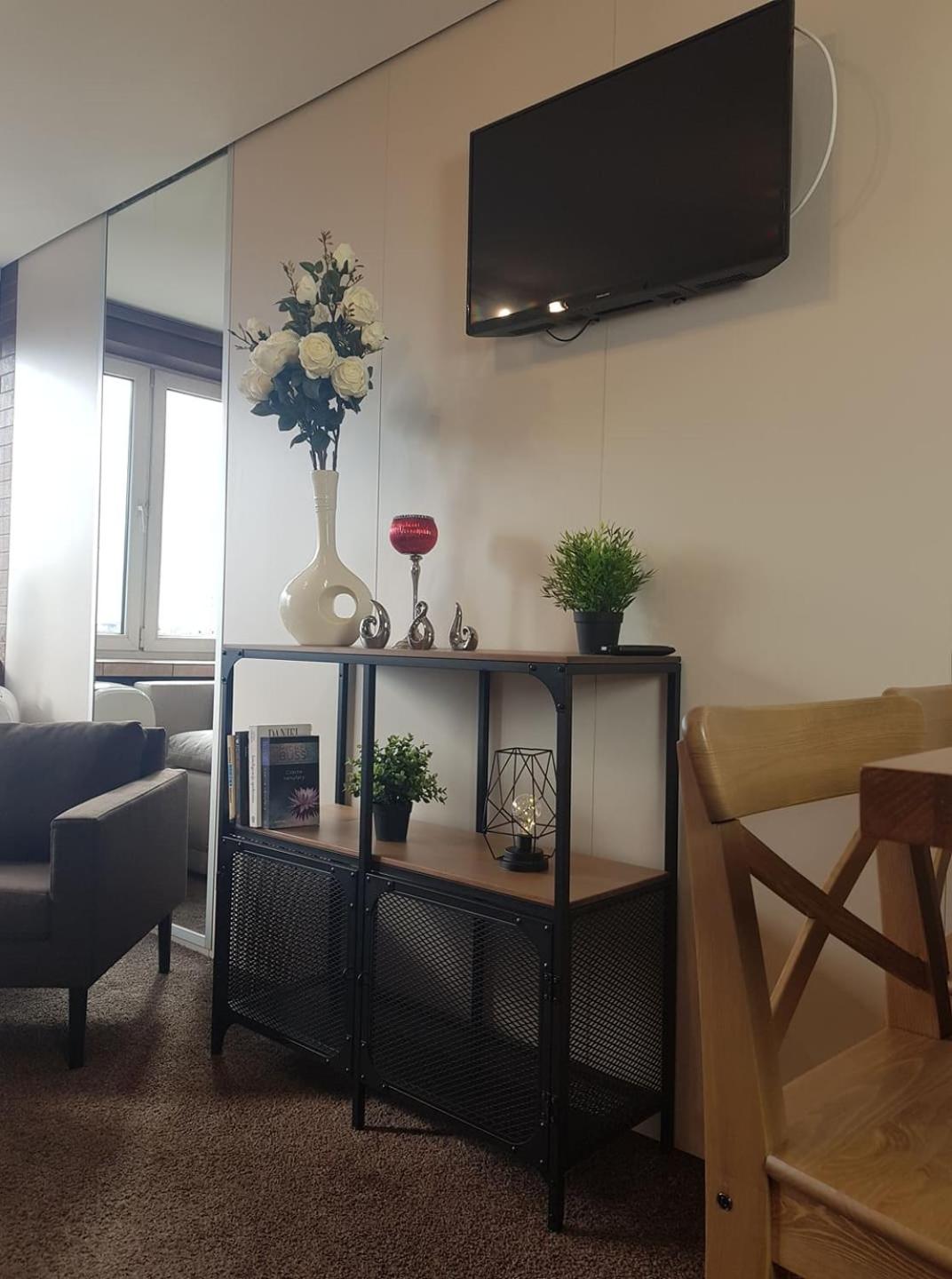 Alma Apartments Rondo ONZ view 3