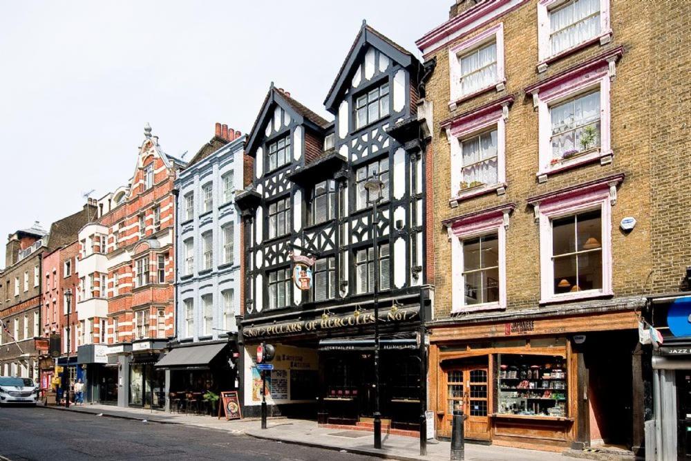 F2 Greek Street by City Living London