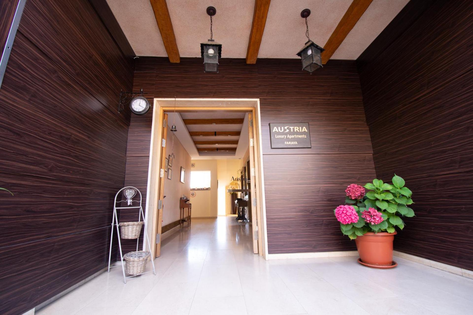 Austria Luxury Apartments, Faraya Hotel