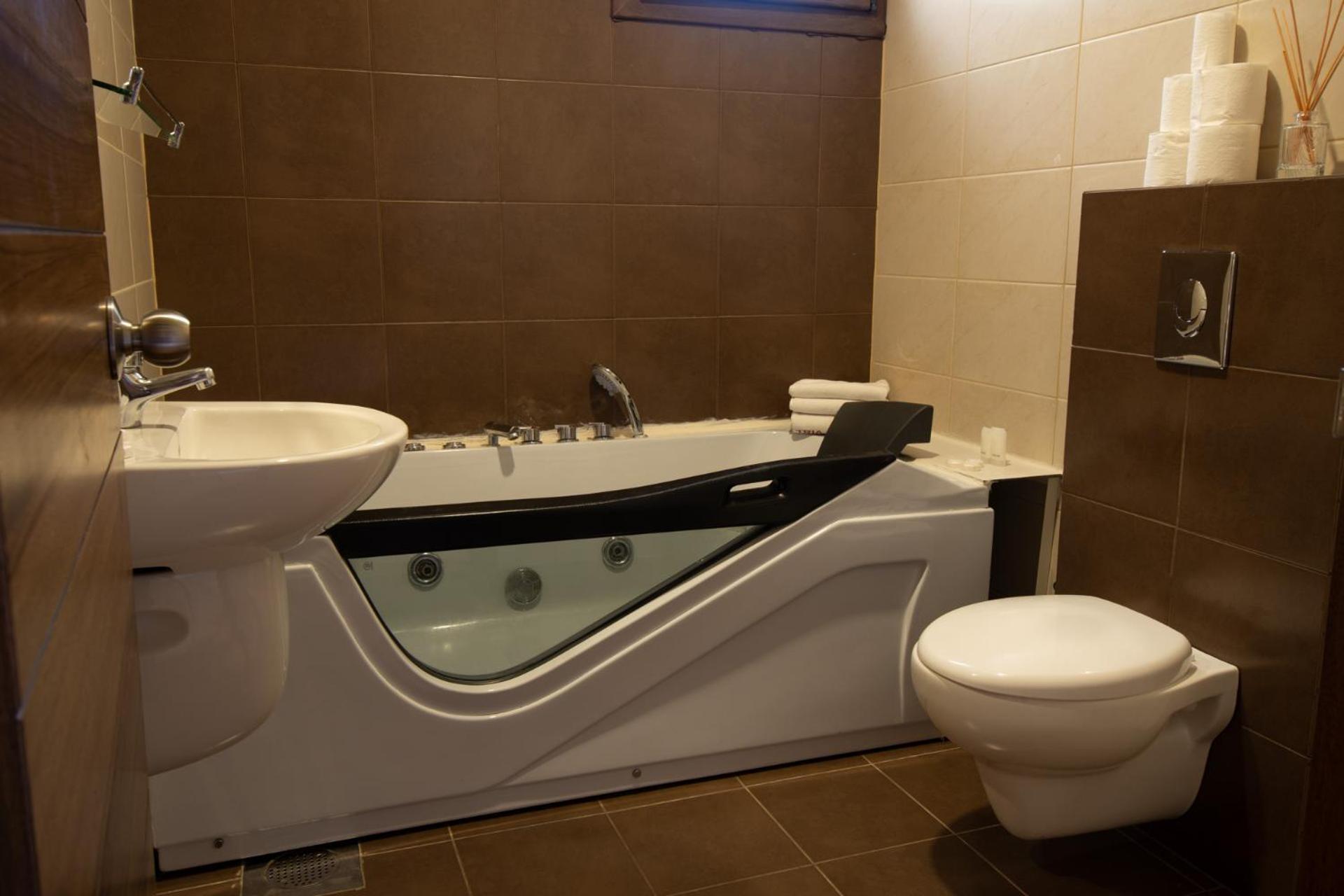 Austria Luxury Apartments, Faraya Hotel