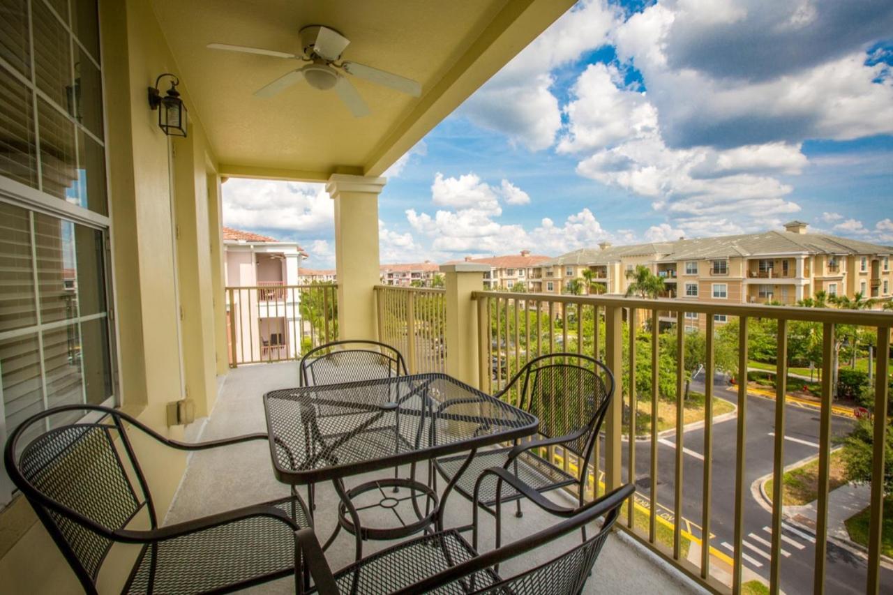 Vista Cay at Epic Universe - Luxury 4 bedroom condo