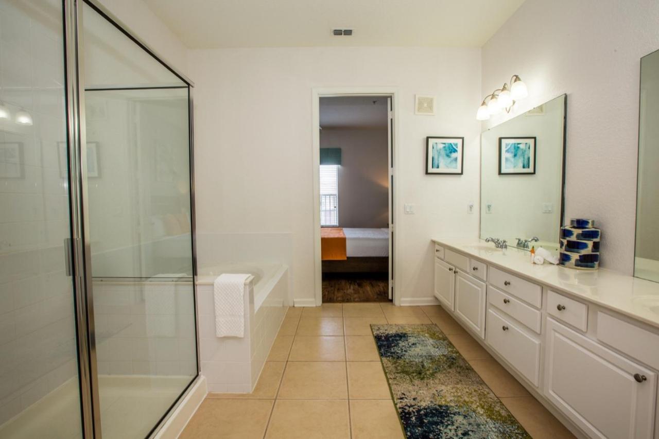 Vista Cay at Epic Universe - Luxury 4 bedroom condo