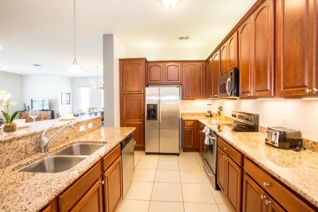 Vista Cay at Epic Universe - Luxury 4 bedroom condo