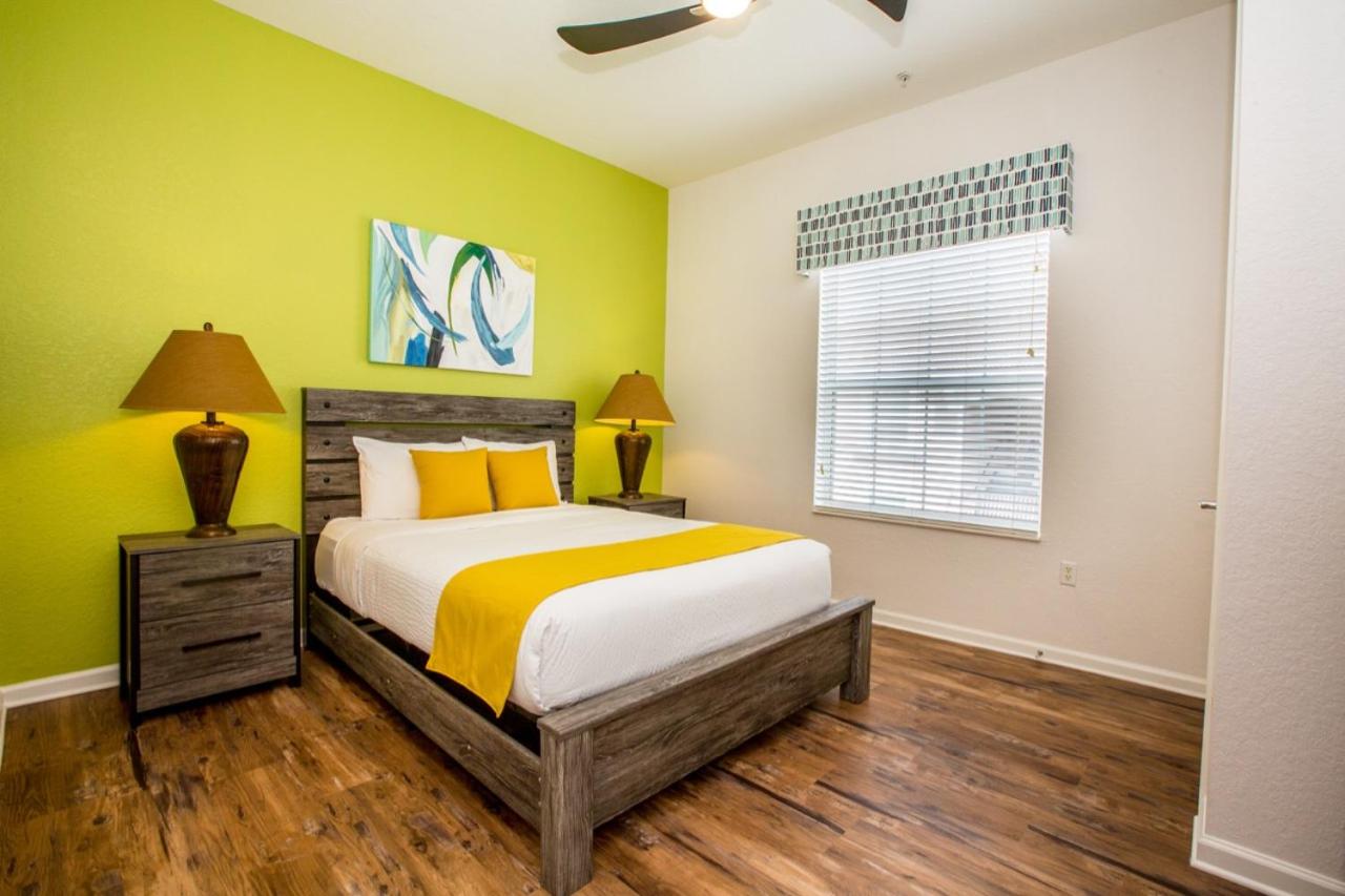 Vista Cay at Epic Universe - Luxury 4 bedroom condo