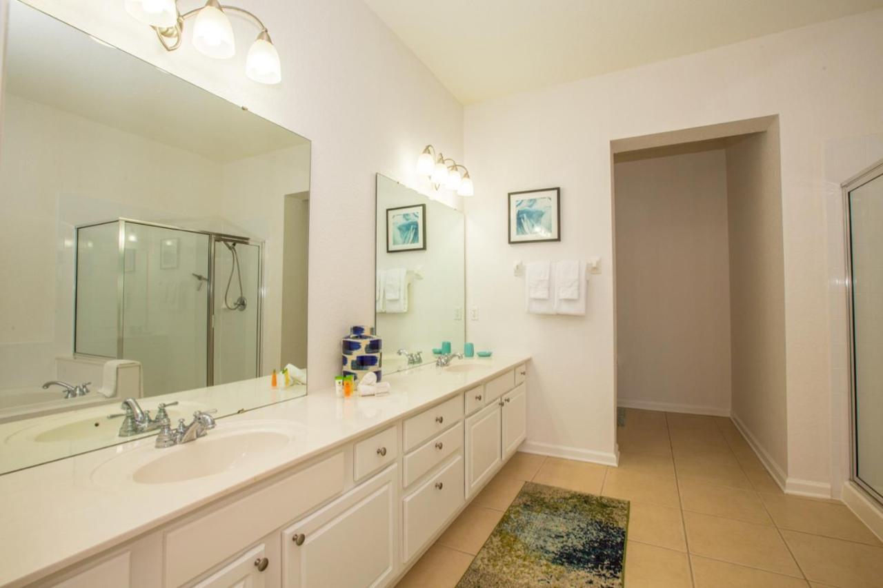 Vista Cay at Epic Universe - Luxury 4 bedroom condo