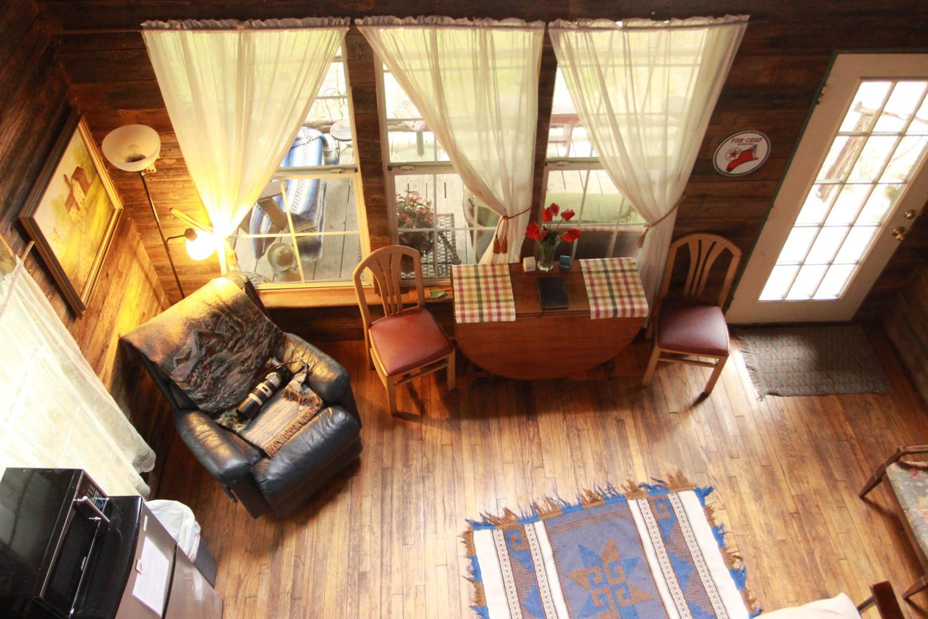 Marble Falls Vacations - The Firehouse at Creekside Camp  Cabins - Property Image 9