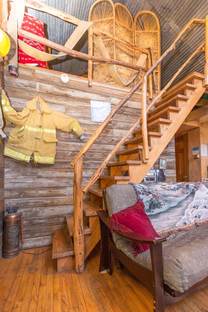 Marble Falls Vacations - The Firehouse at Creekside Camp  Cabins - Property Image 6