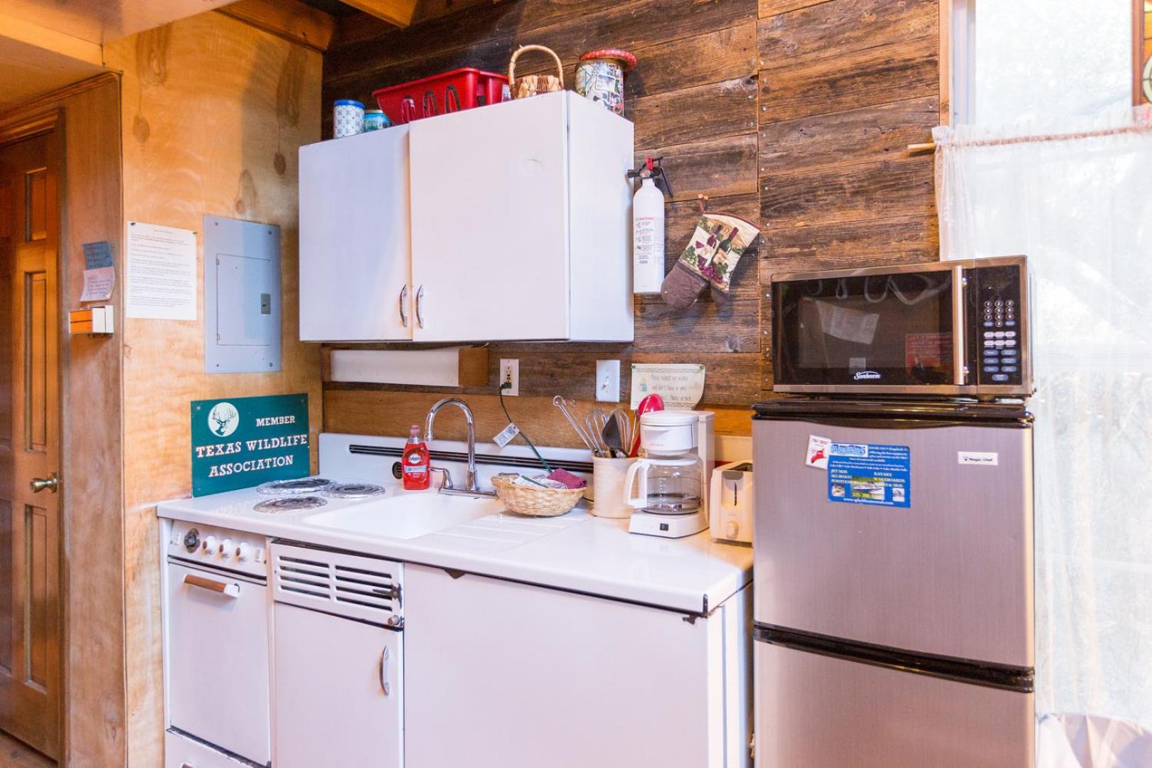 Marble Falls Vacations - The Firehouse at Creekside Camp  Cabins - Property Image 12