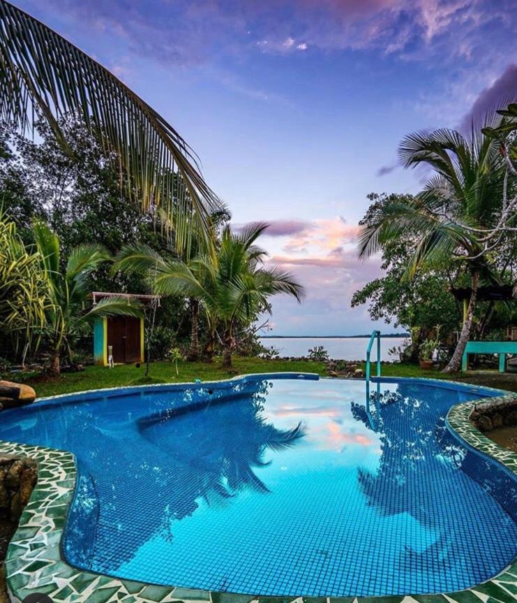 Dolphin Bay Hideaway