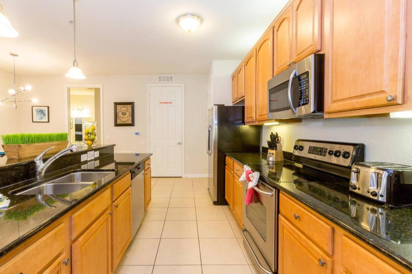 Vista Cay at Epic Universe - Luxury 3 bedroom condo