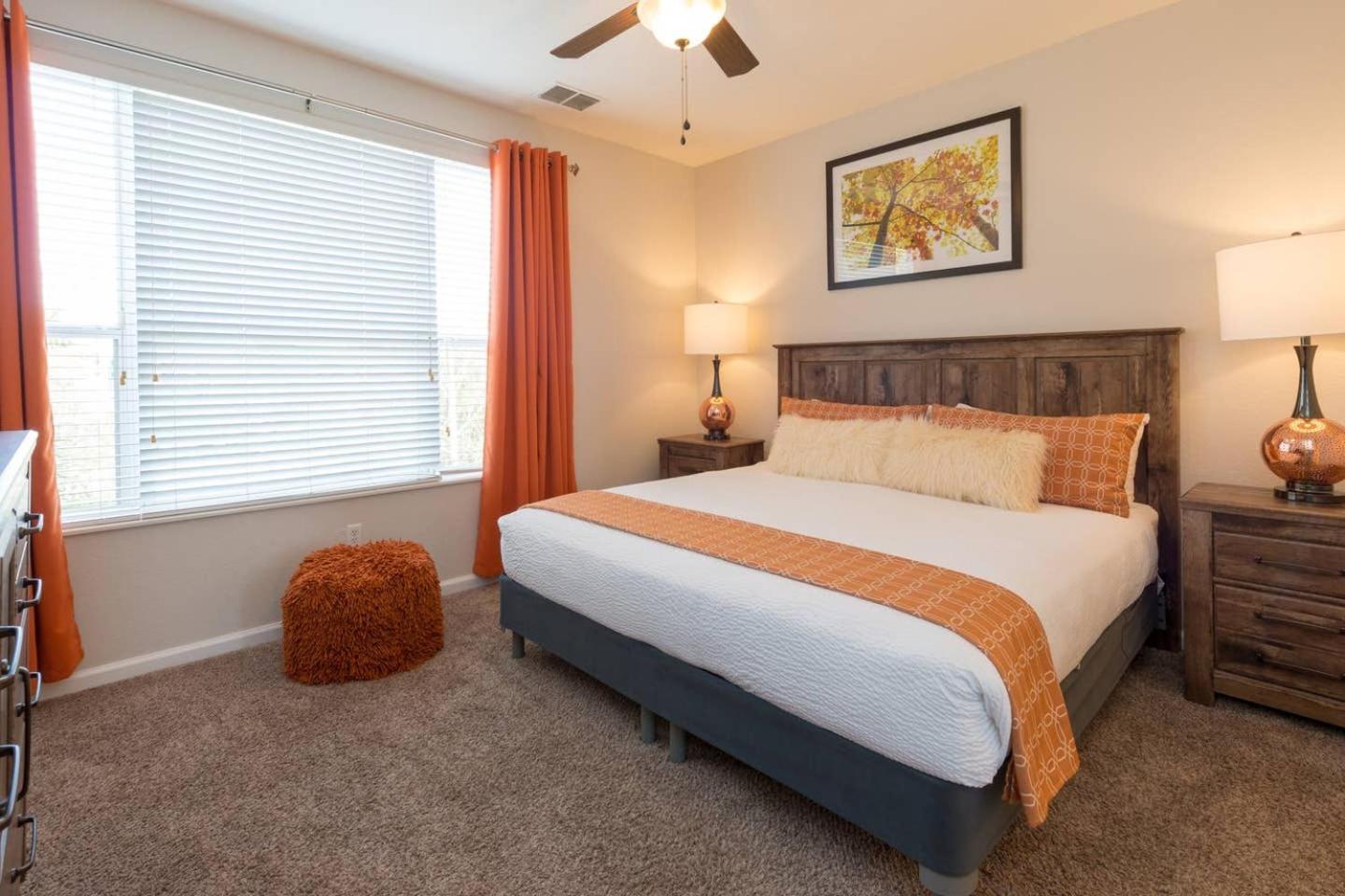 Vista Cay at Epic Universe - Luxury 3 bedroom Townhouse