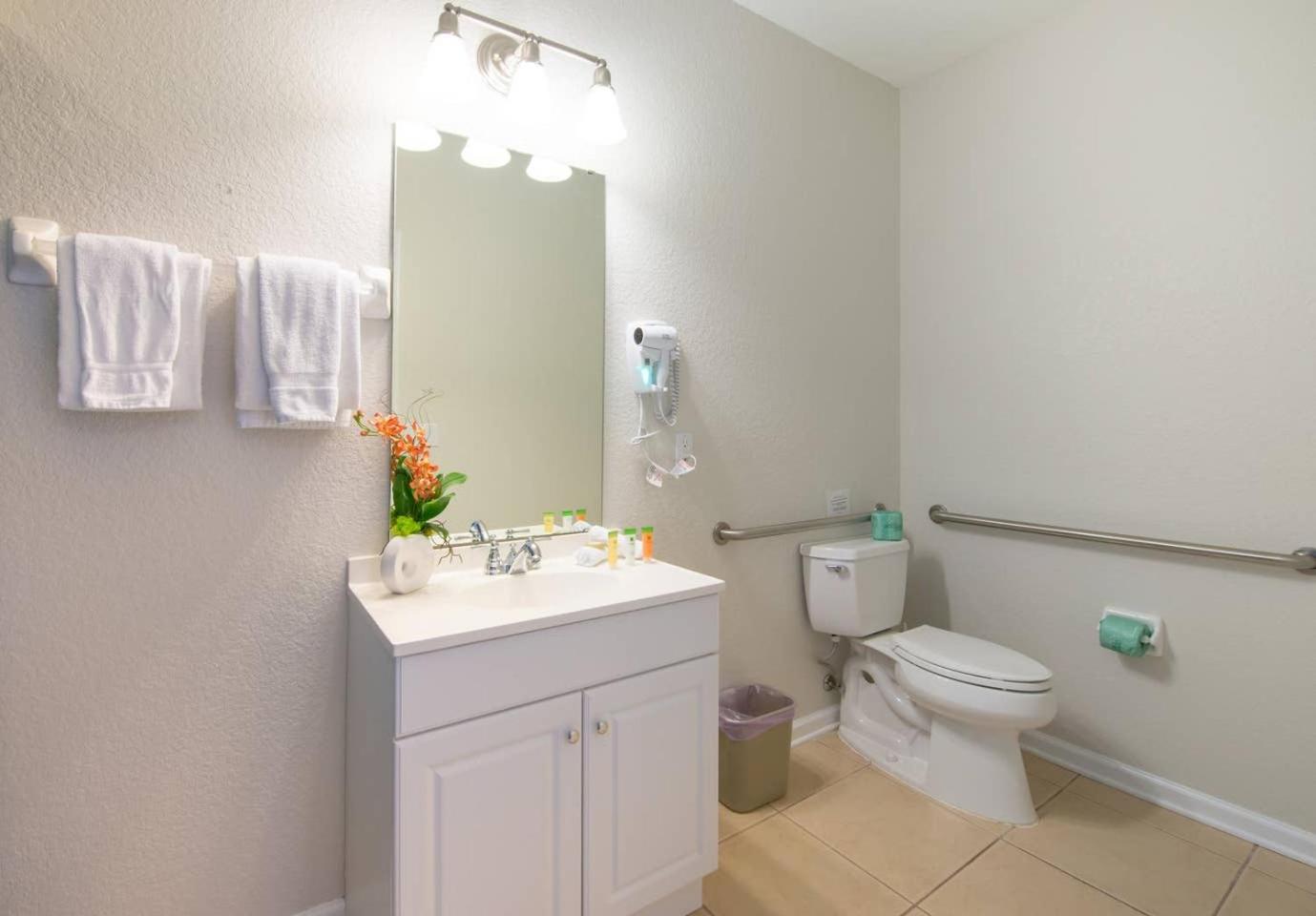 Vista Cay at Epic Universe - Luxury 3 bedroom Townhouse