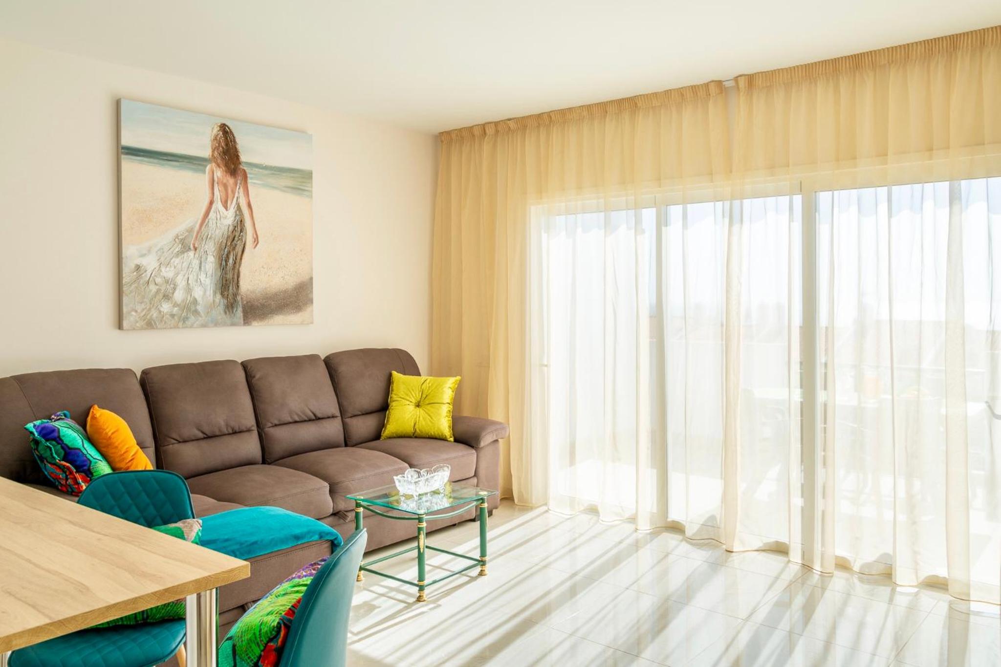 Esmeralda. Lovely and new apartment right by the ocean! view 5