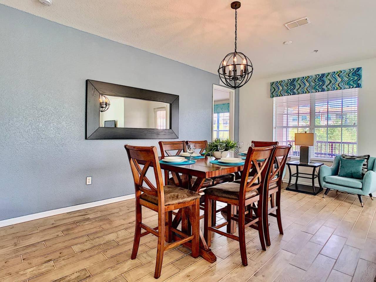 Vista Cay at Epic Universe - Luxury 4 bedroom condo