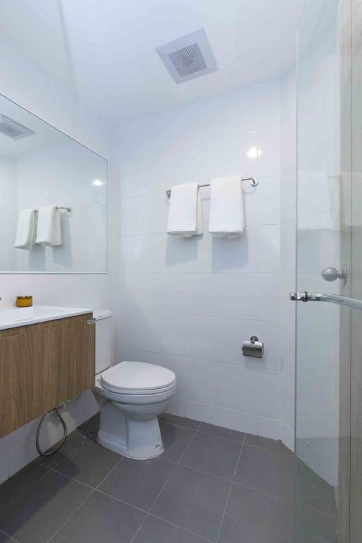 The Excel Groove Condo at Lasalle 52