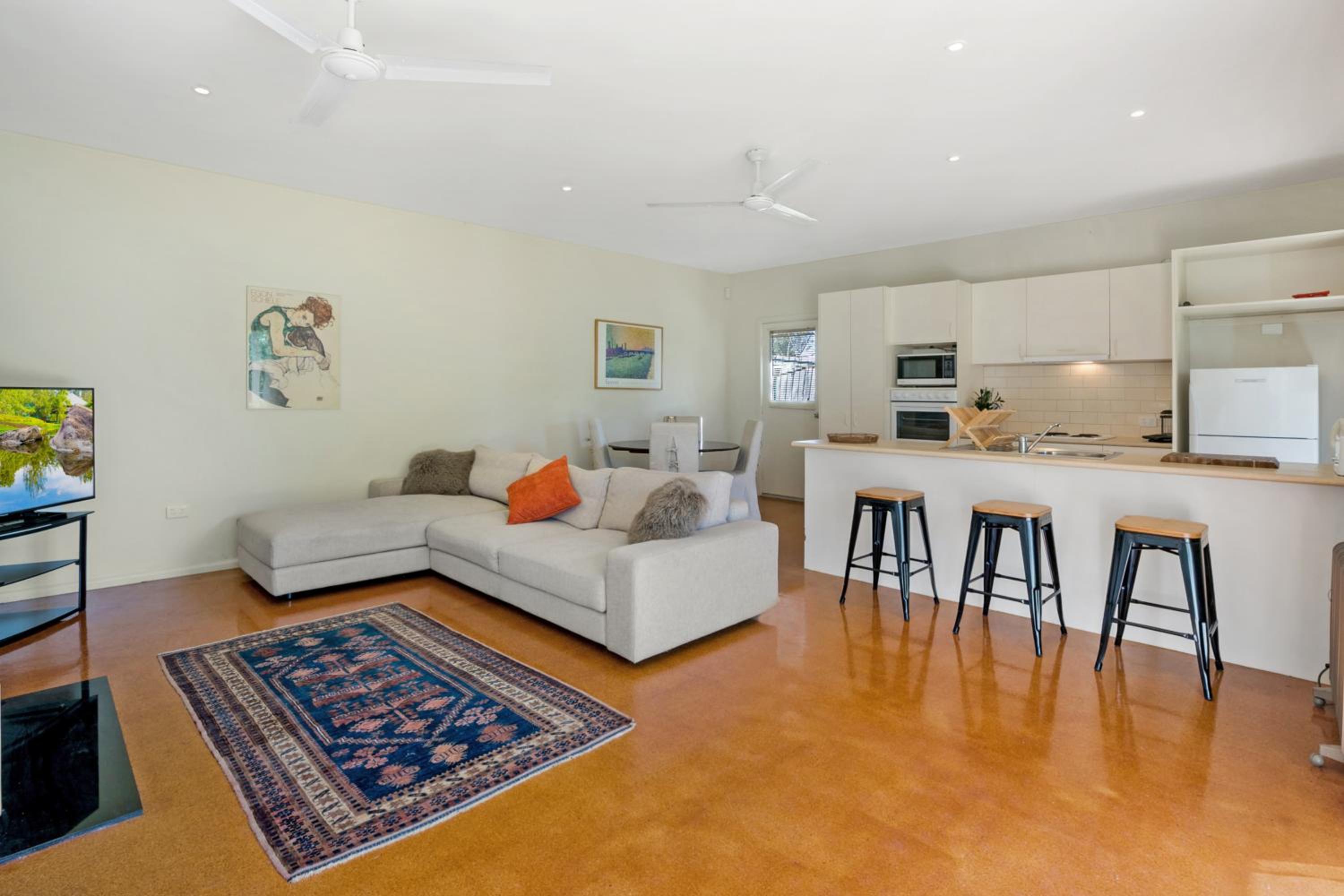 Ellis Cottage Sorrento plus Guest House
