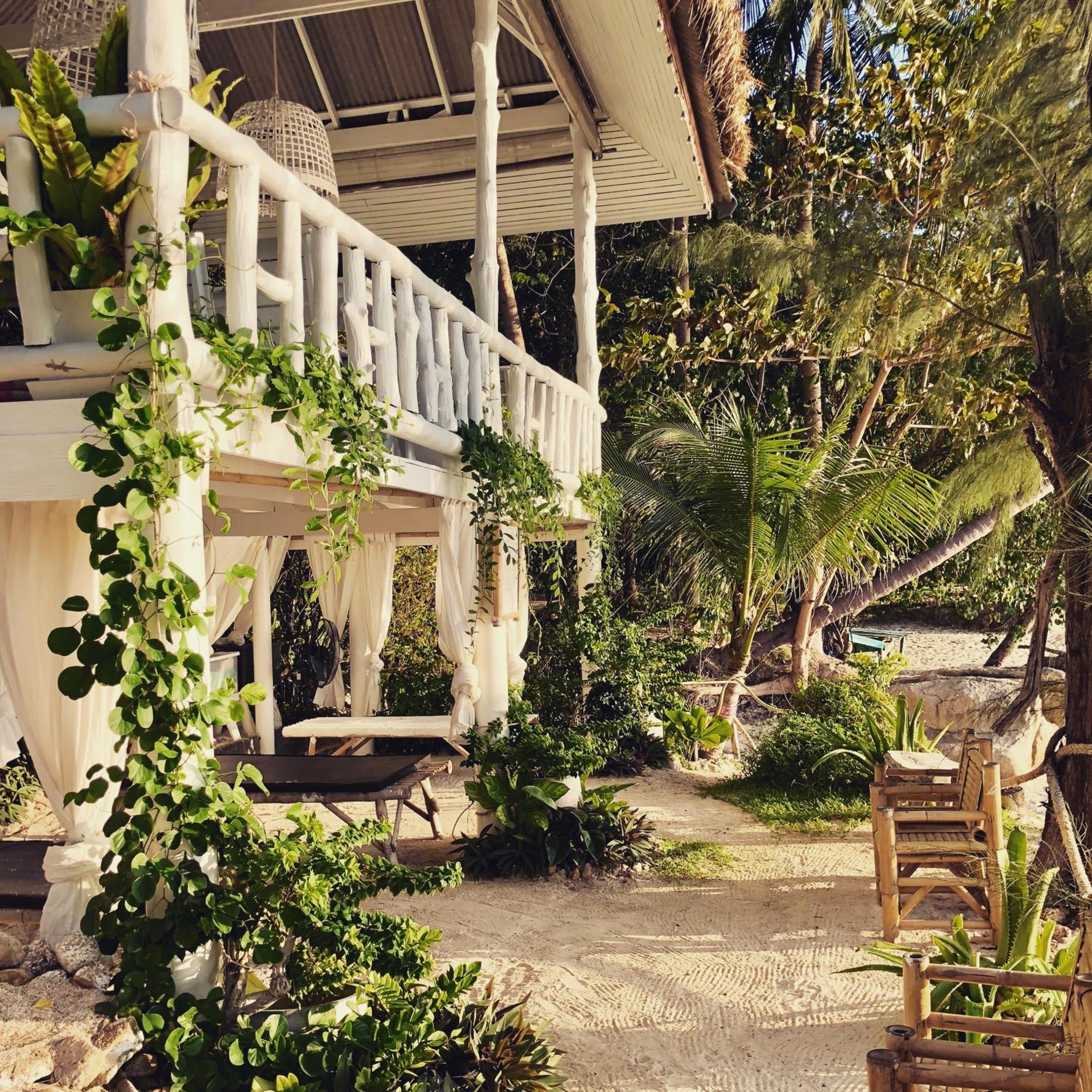 Coconut Beach Bungalows view 4