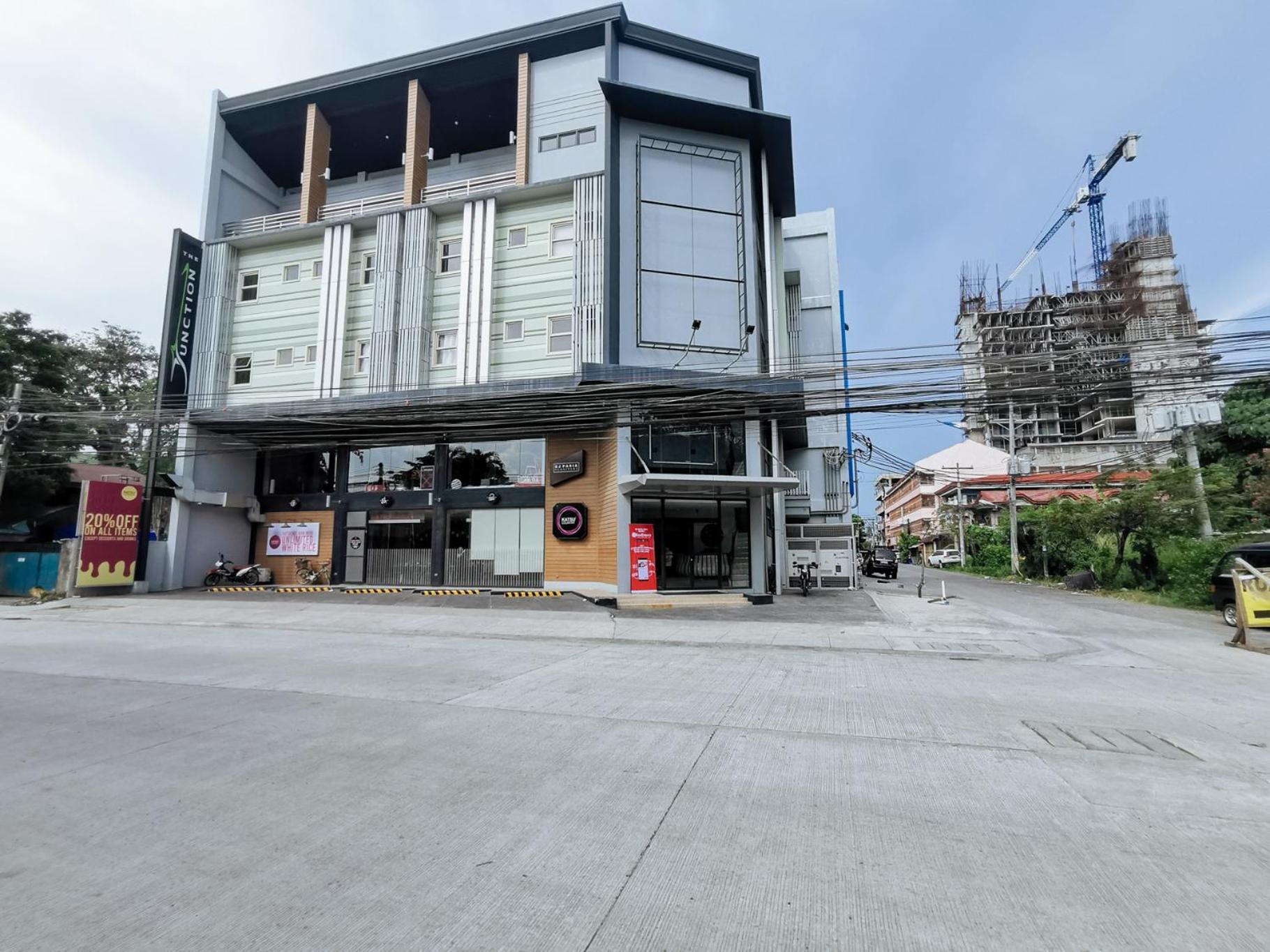 RedDoorz Plus near Bangko Sentral Ng Pilipinas Davao