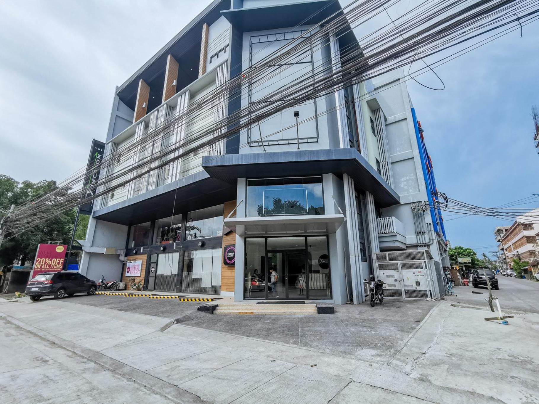RedDoorz Plus near Bangko Sentral Ng Pilipinas Davao