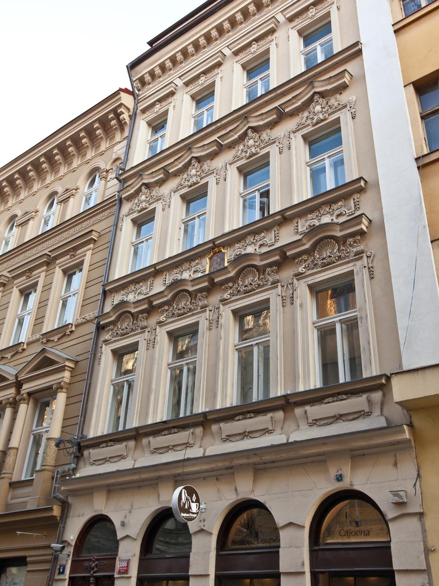 Emporio Prague Apartments