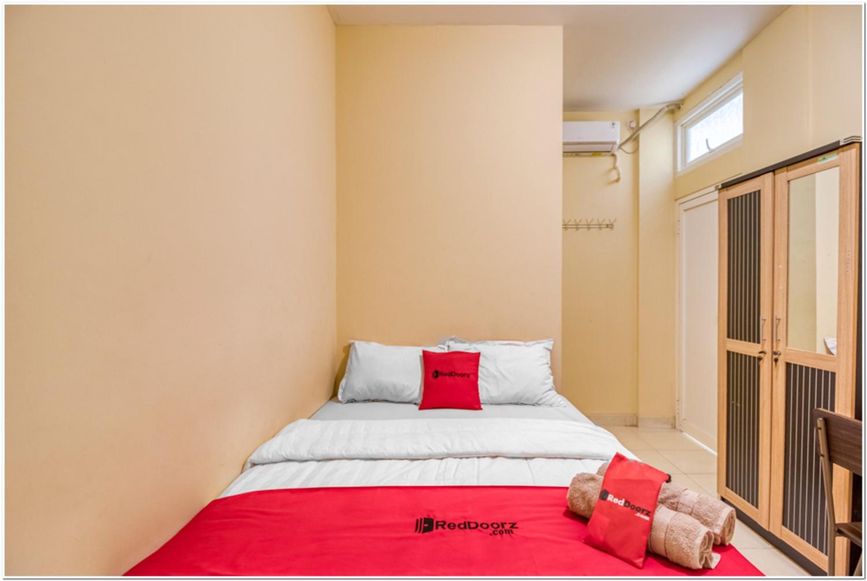 RedDoorz near Ramai Mall Malioboro view 3