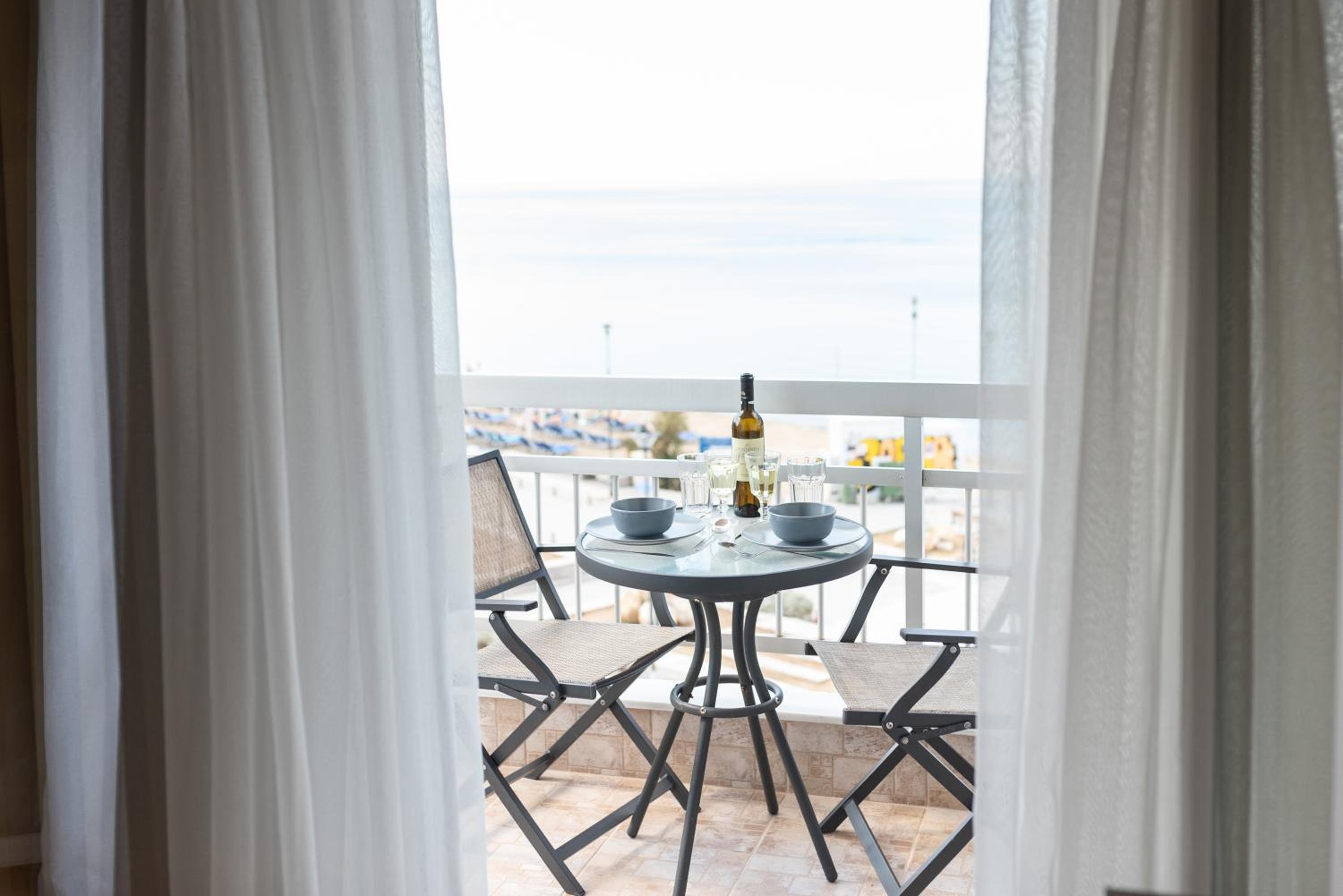 Luxury Plateia Rooms view 2