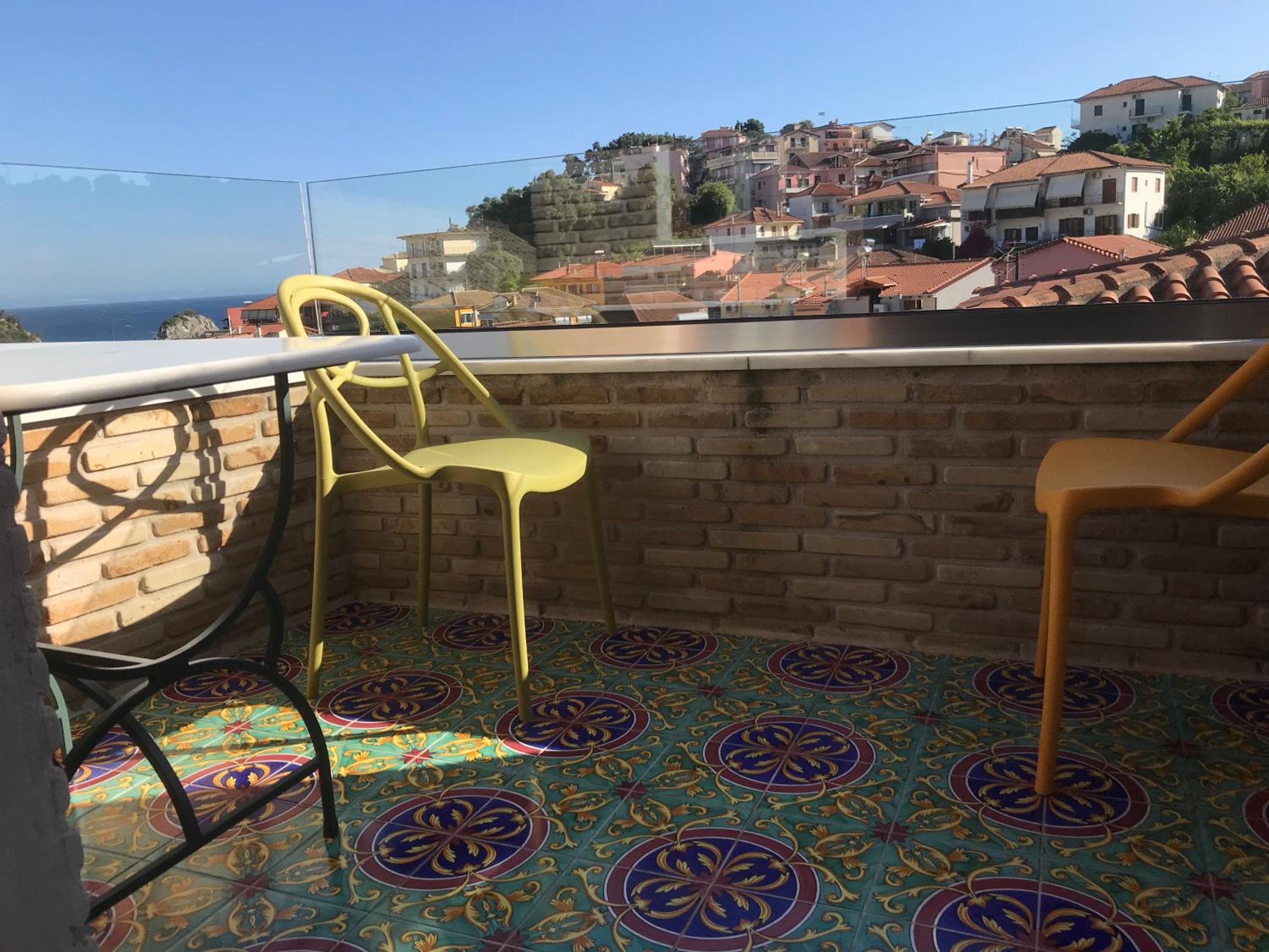 Leda Suites