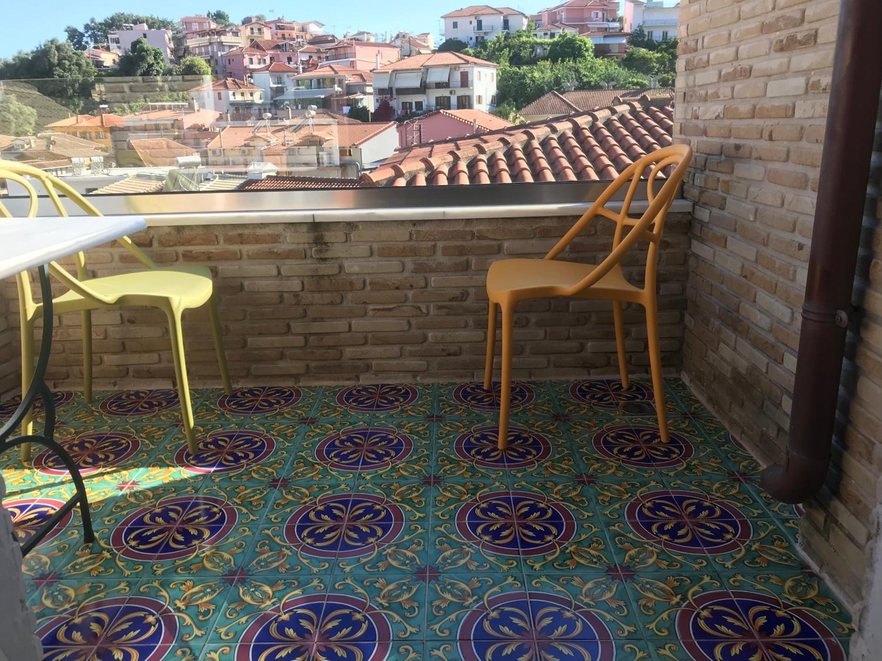 Leda Suites