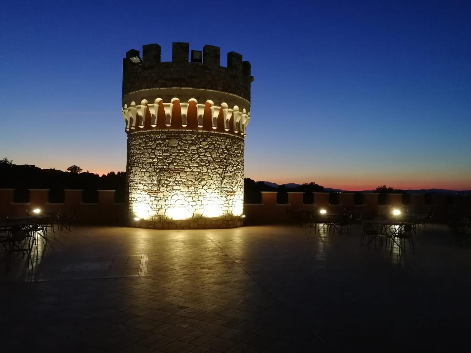 Hotel Castello Torre in Pietra