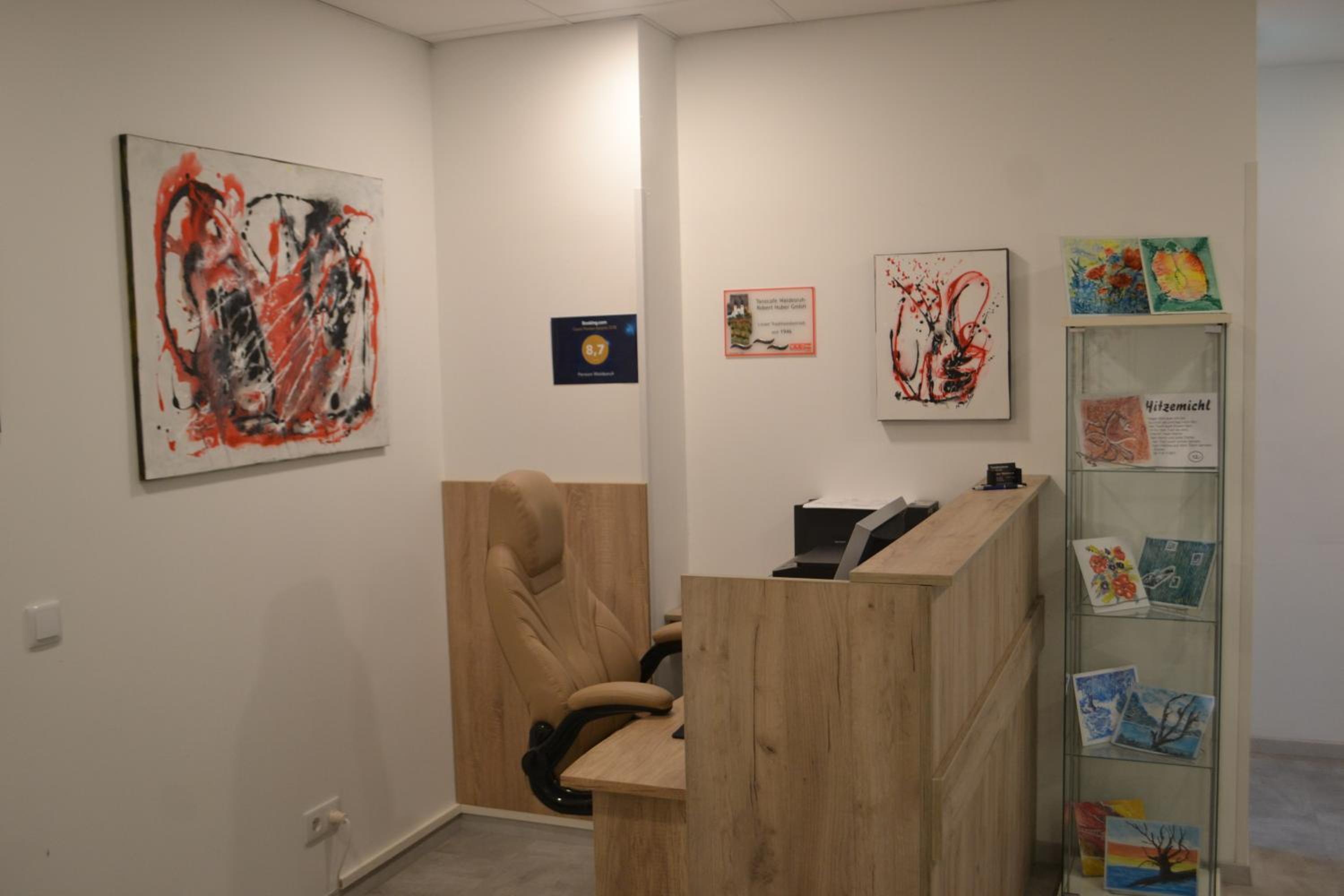 Photo 9