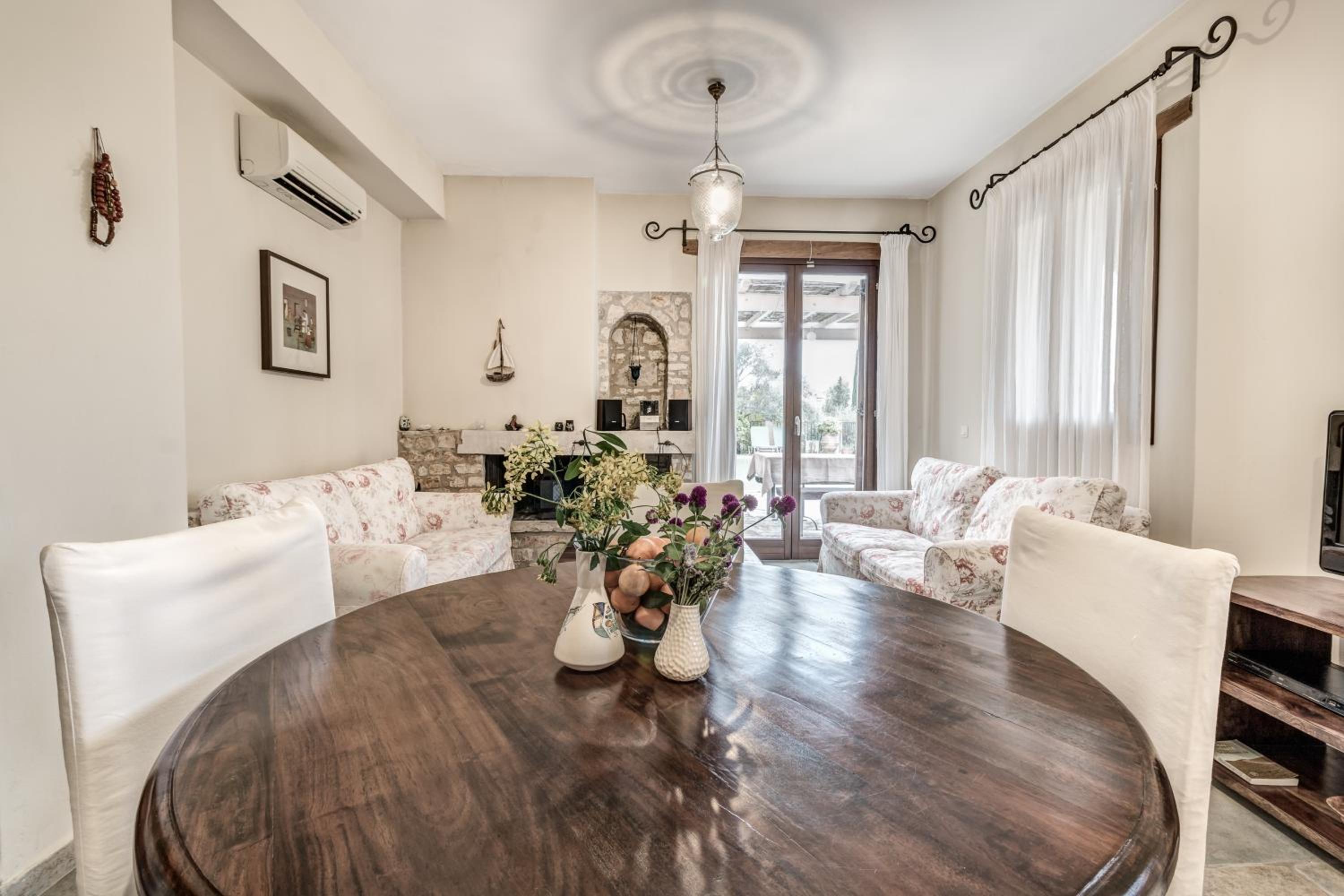 Mastrogiannis Villa Lemonia view 4