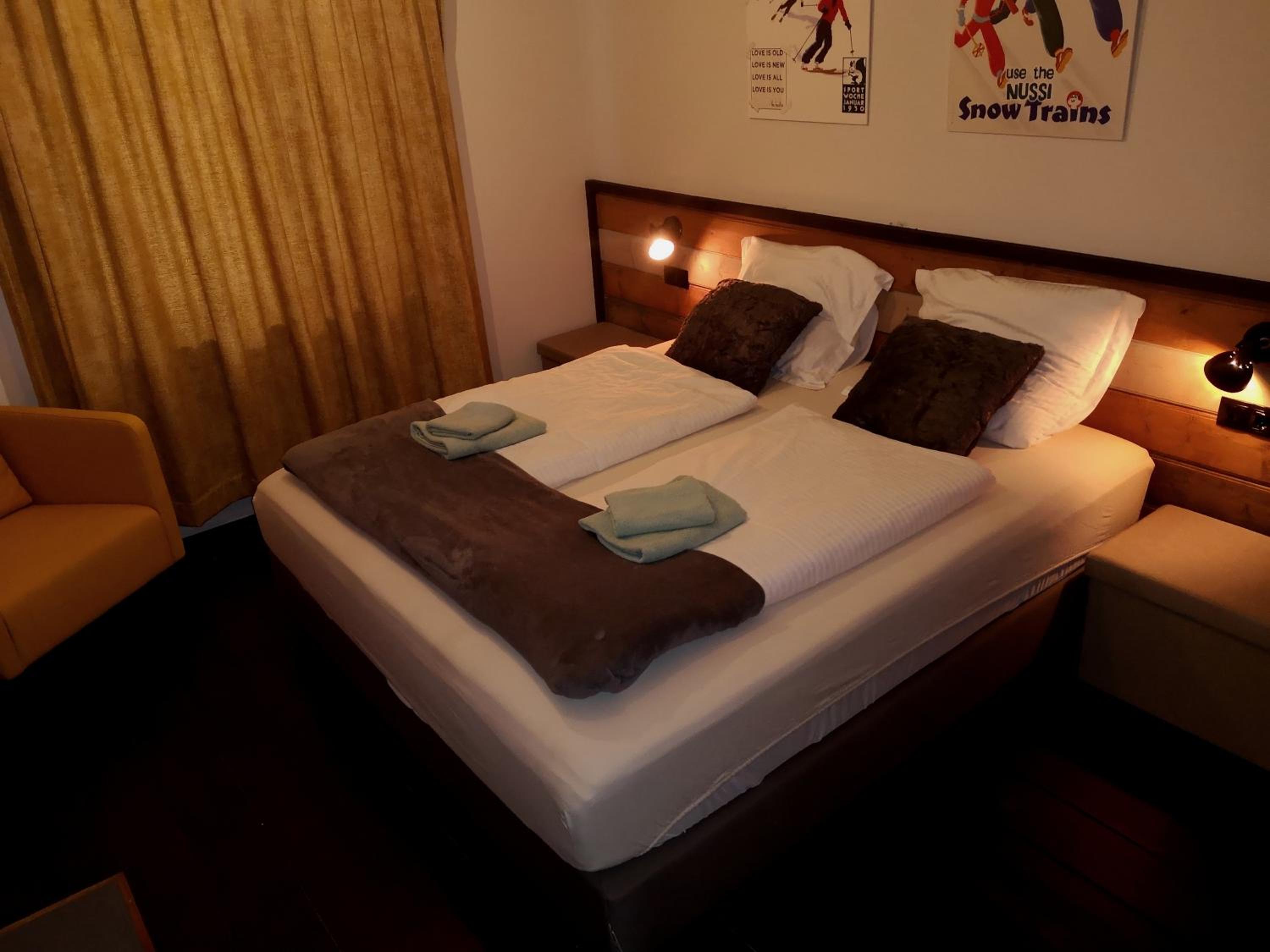 De Nussi's Chalet 1