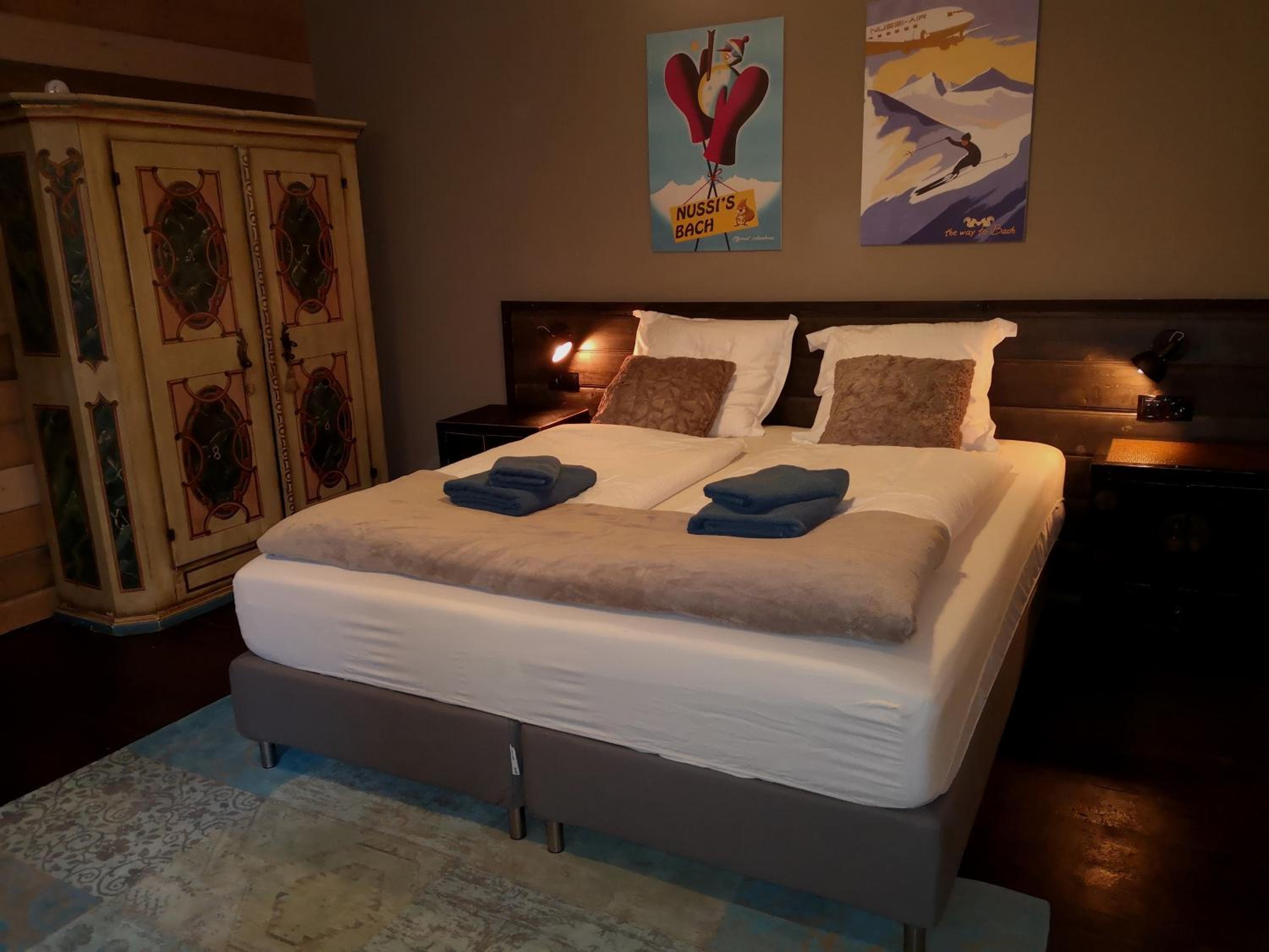 De Nussi's Chalet 1