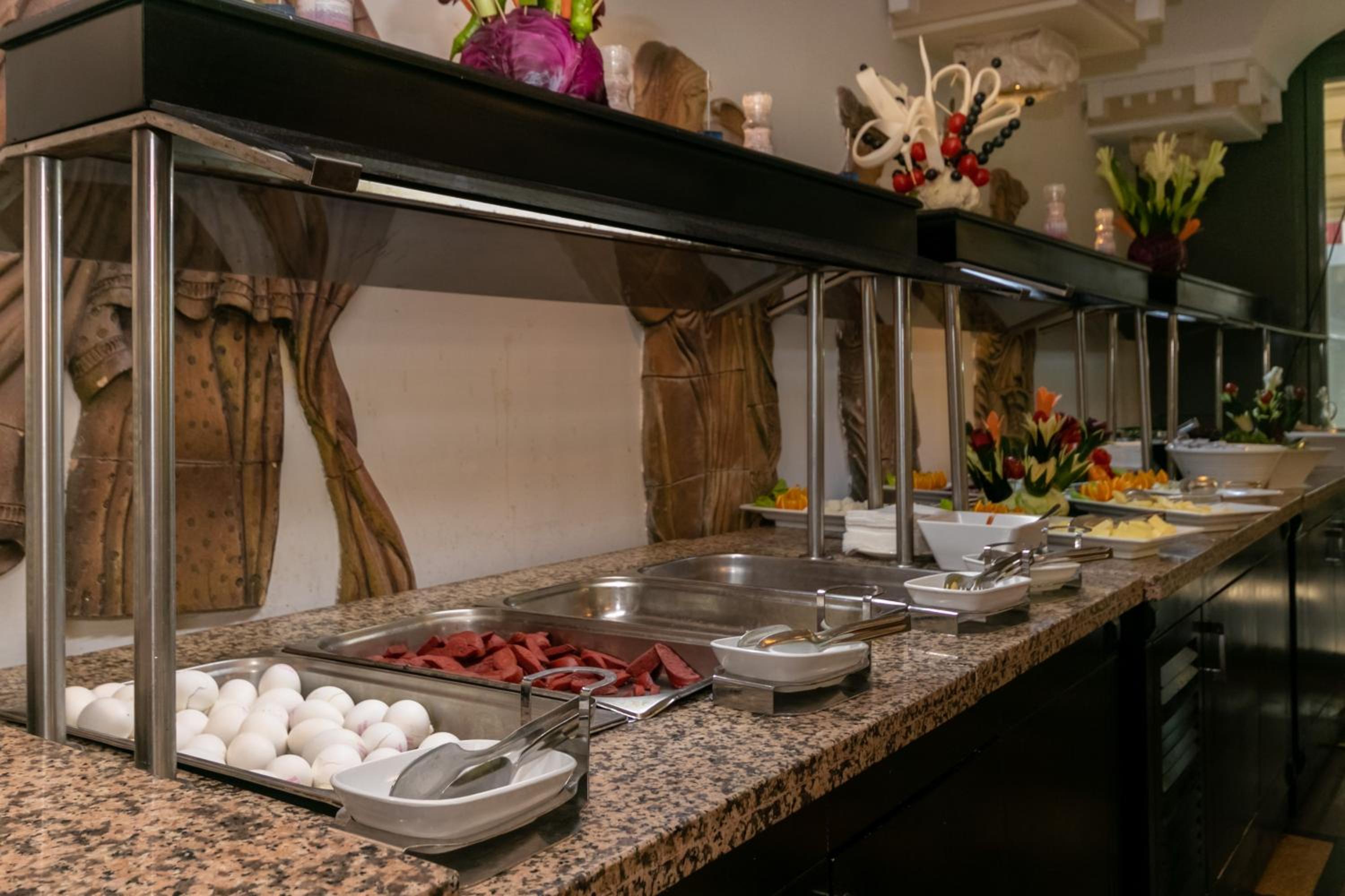 Lara Park Hotel - Image 9