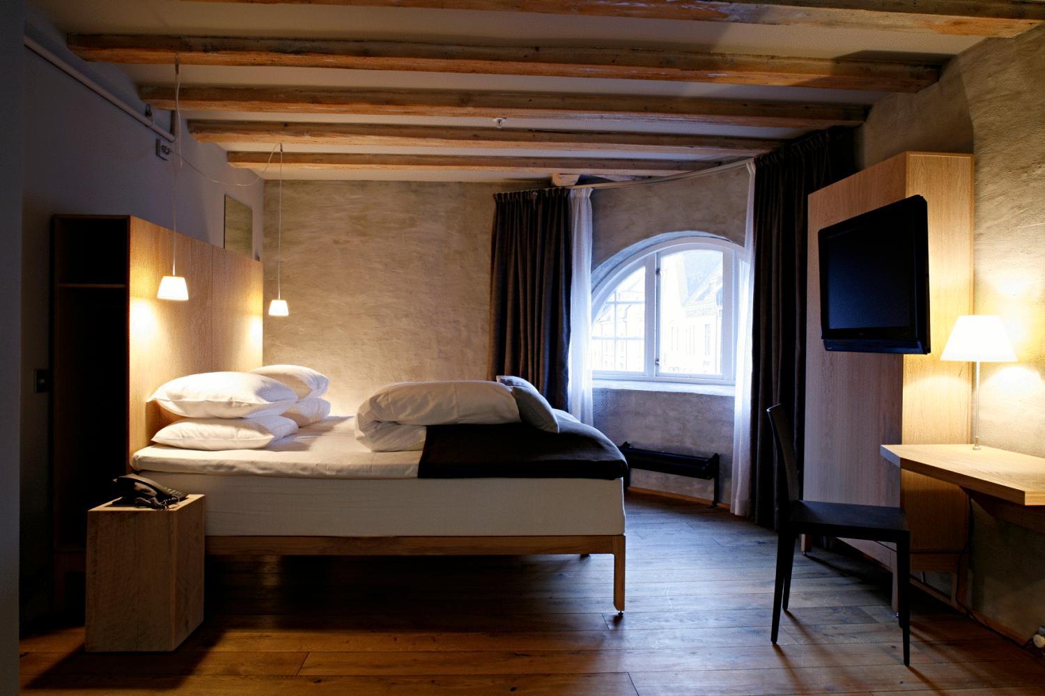 Alesund Vacations - Hotel Brosundet - Property Image 3