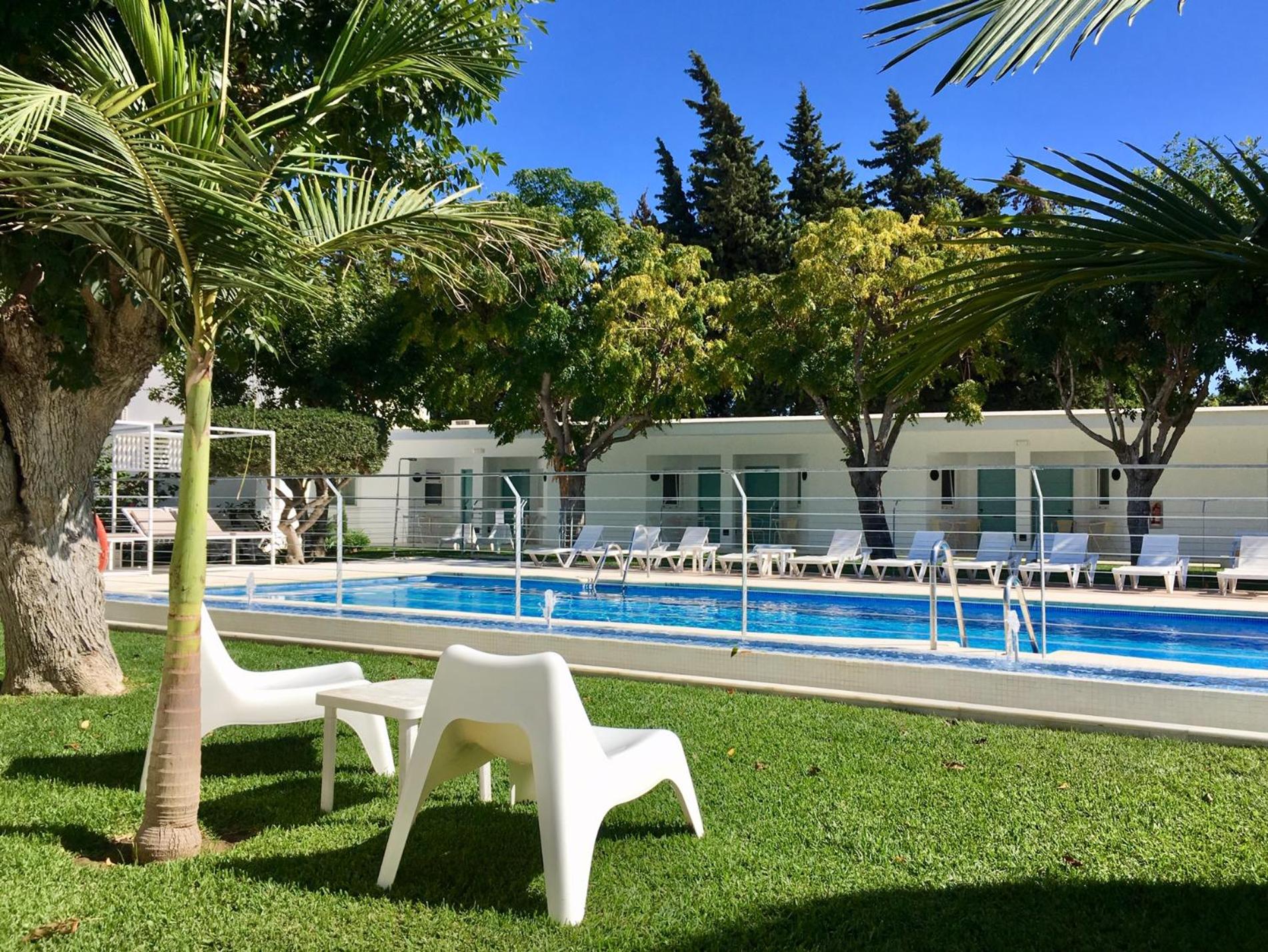 Hostal Las Cumbres view 4