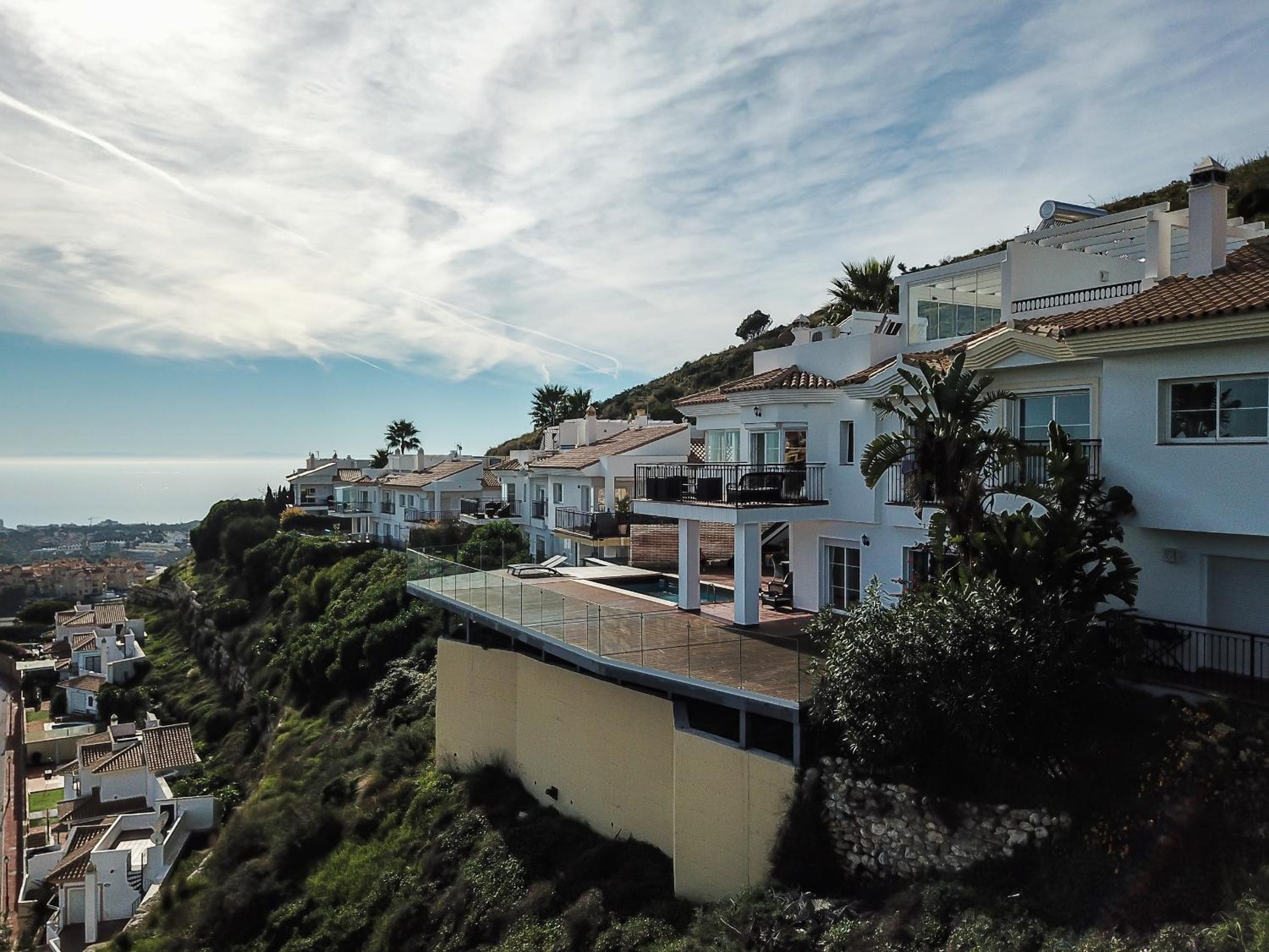 Villa Luna Fitness view 2