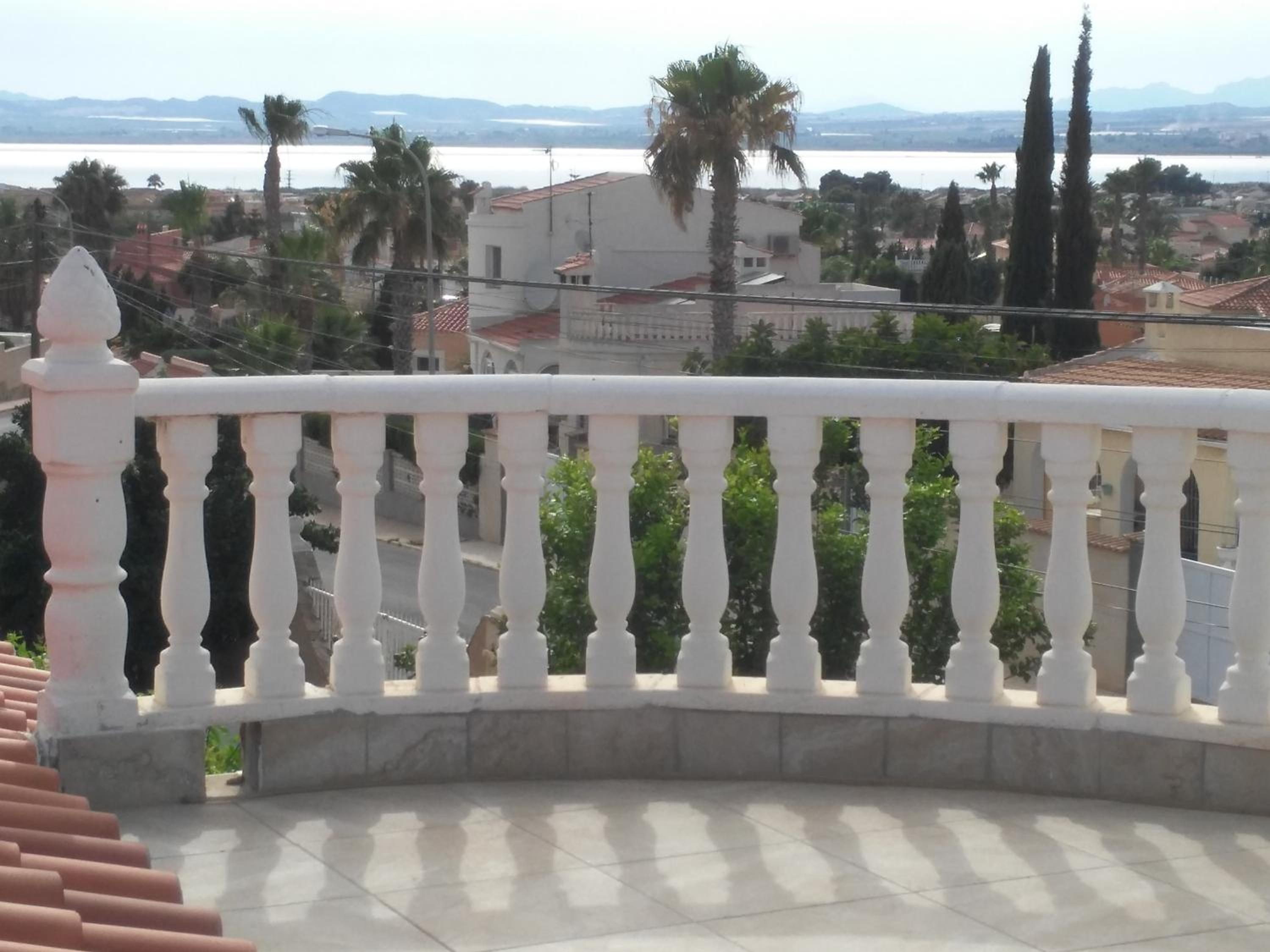 VILLA DOS-LAGOS view 2