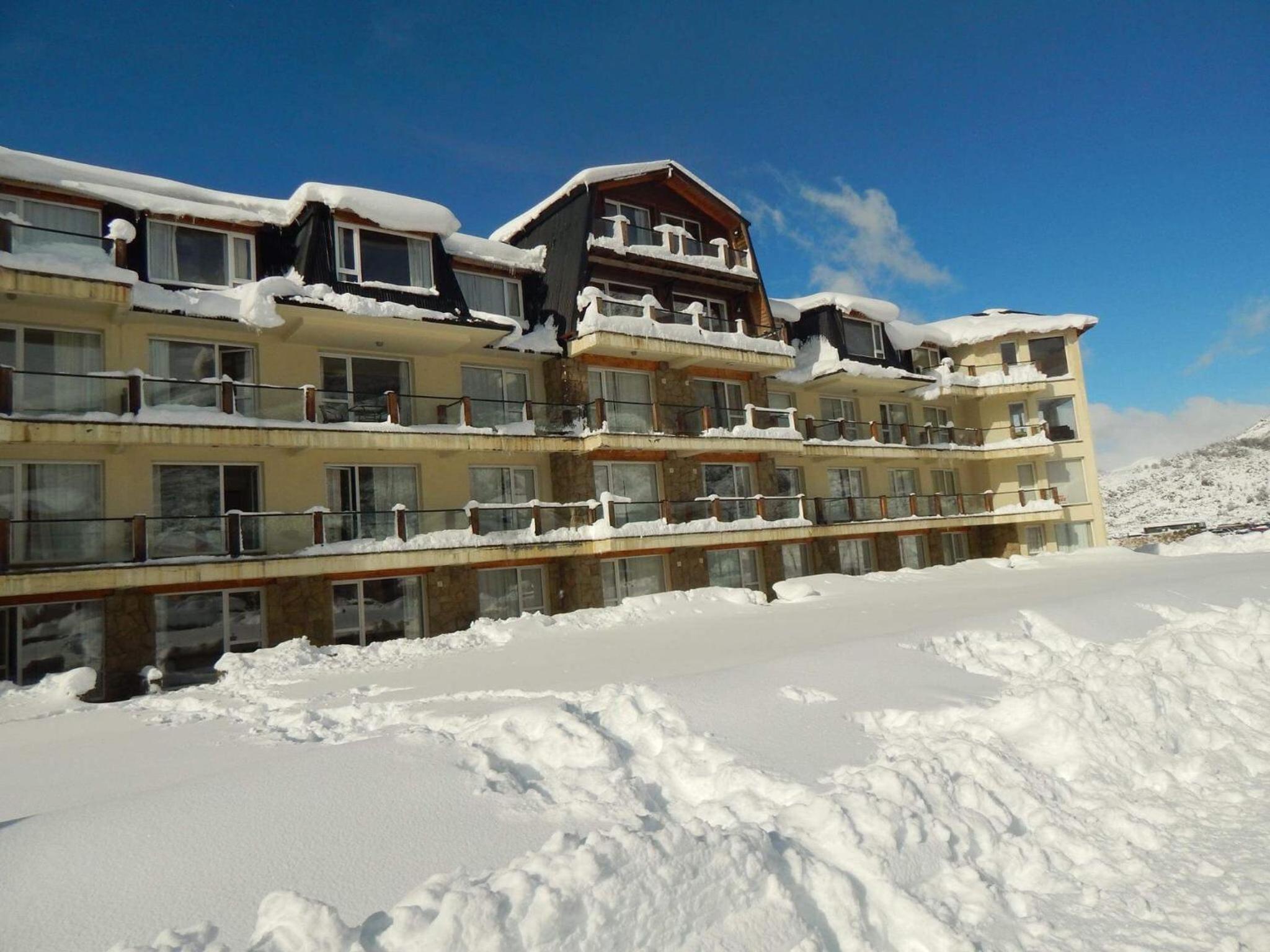 Hotel Catedral Ski & Summer - Image 1