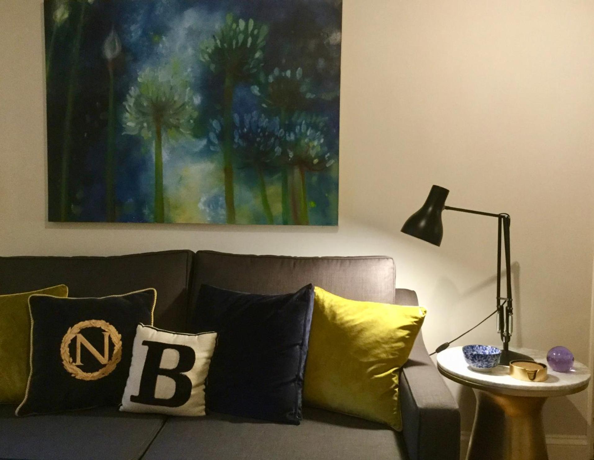 Beautiful 1BR Apartment in Historic St Aubin House view 4