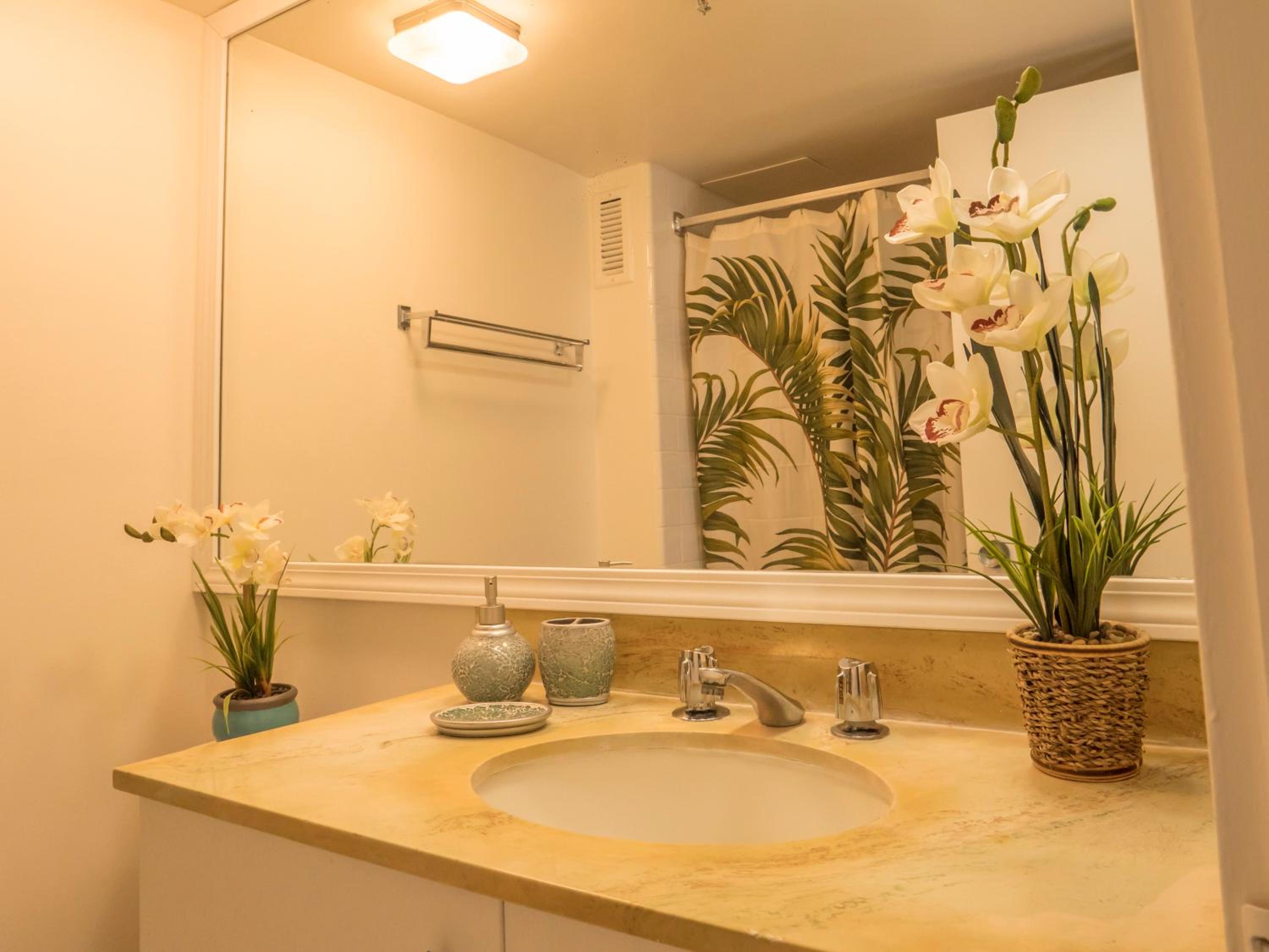 Tropical Studios at Marine Surf Waikiki - FREE PARKING - BEST LOCATION - FULL KITCHEN - SWIMMING POOL 照片第 23 張,共 263 張