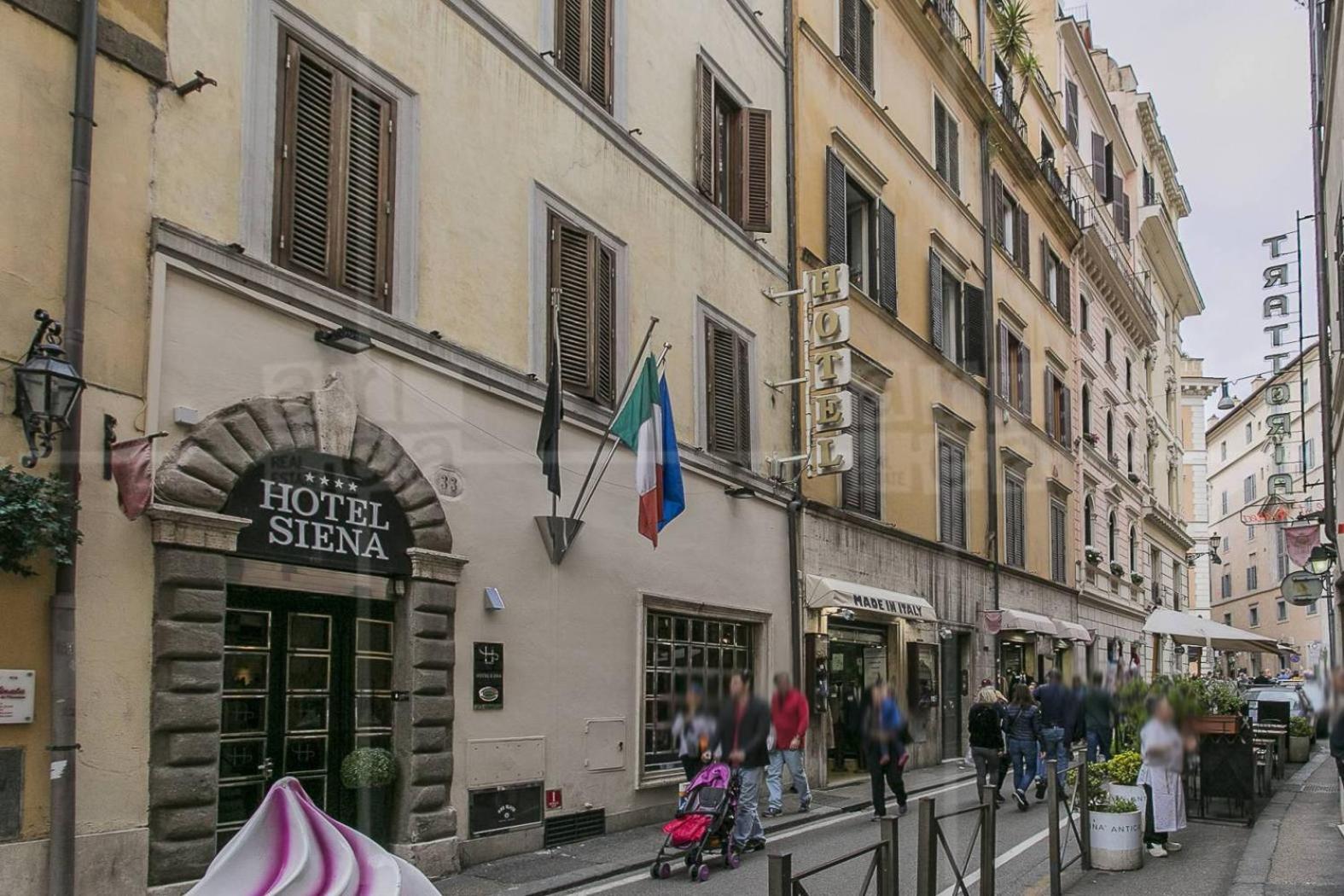Visione Via Sant’Andrea delle Fratte, 36
