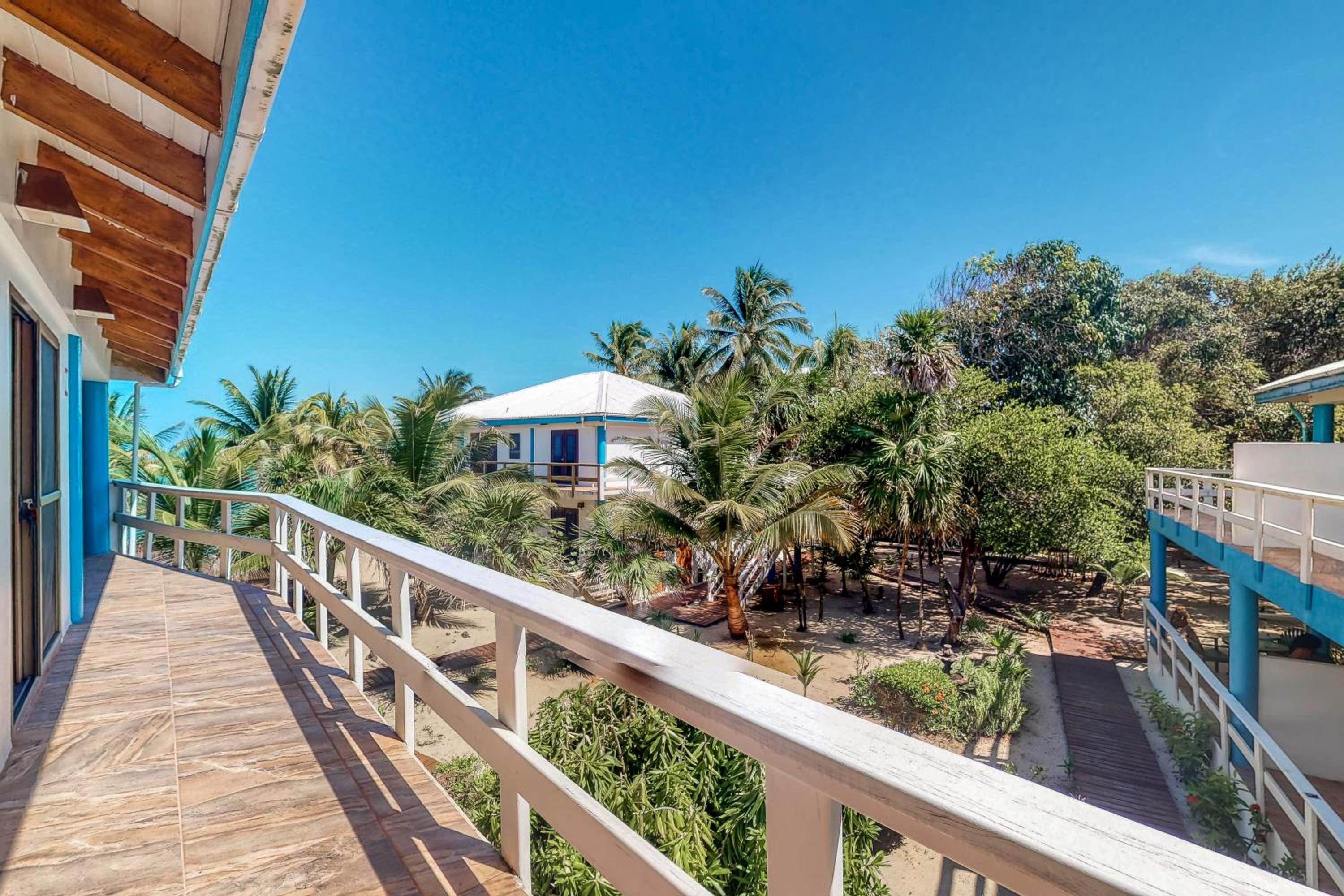 Condo #23 @ Beachside Villas