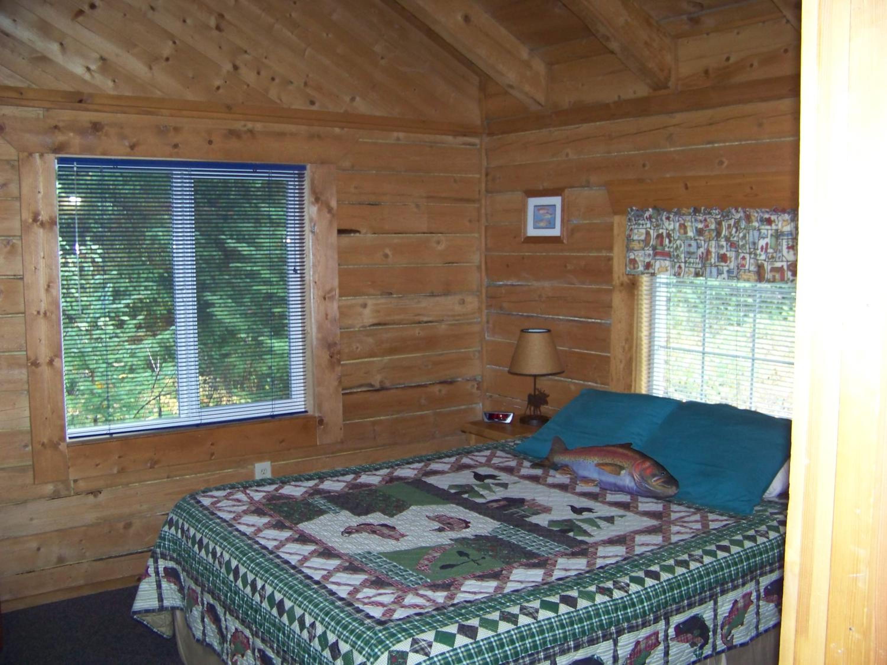 Box Canyon Cabins