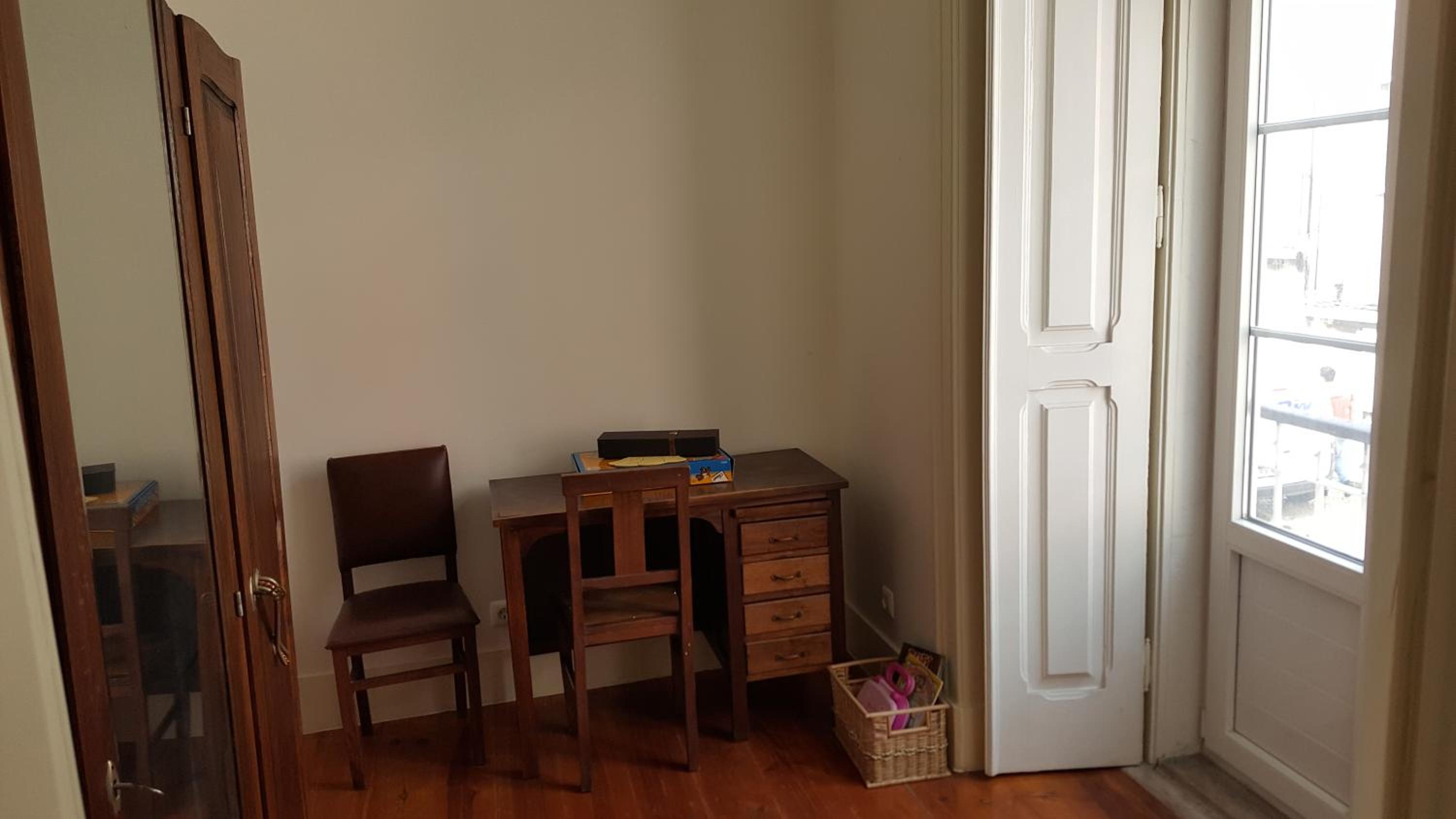Grandmommy's House - Traditional and comfy Lisboan apartment view 3
