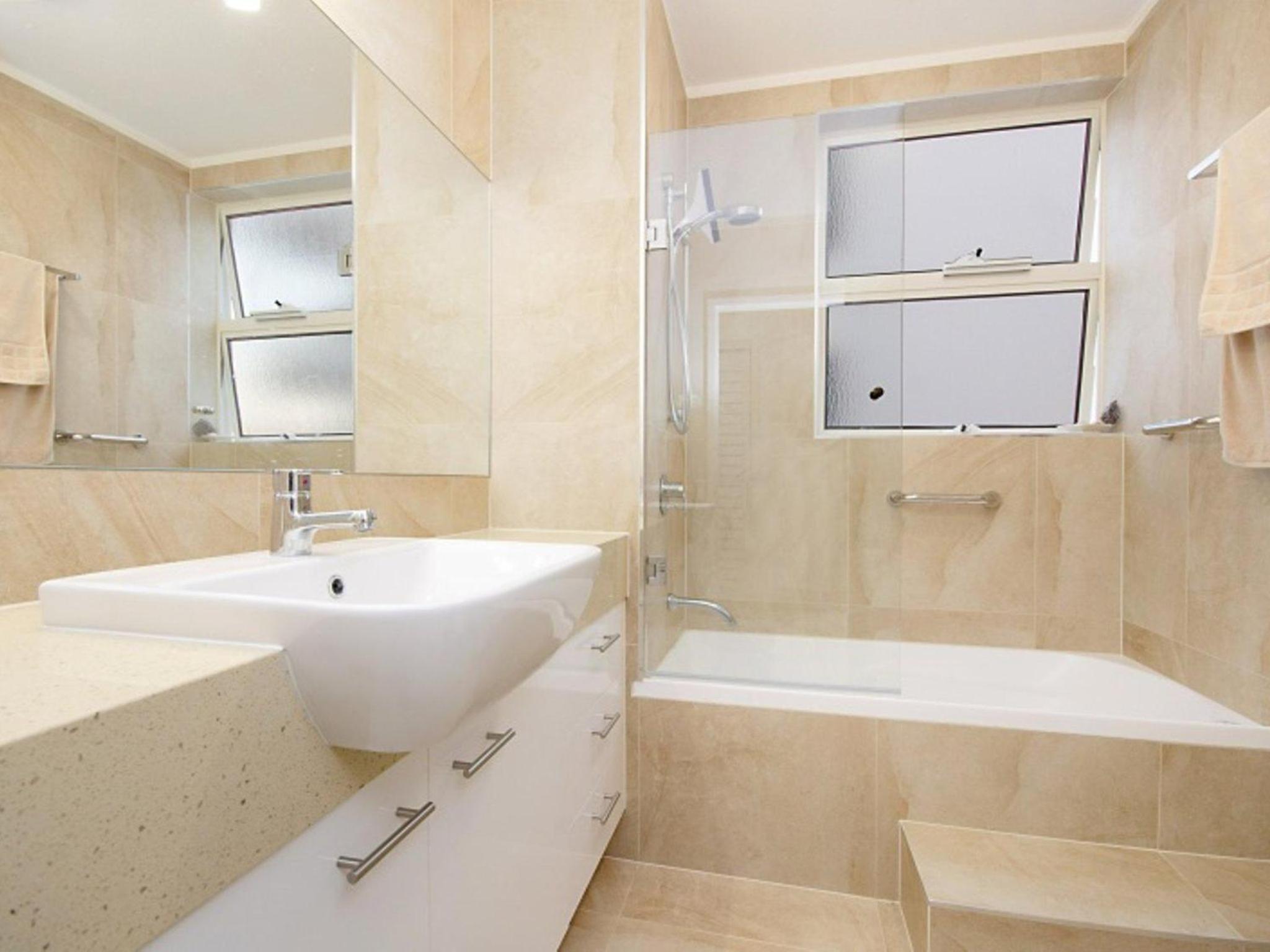 Mariner Cove 1 - Luxurious 2 BR on River by beach