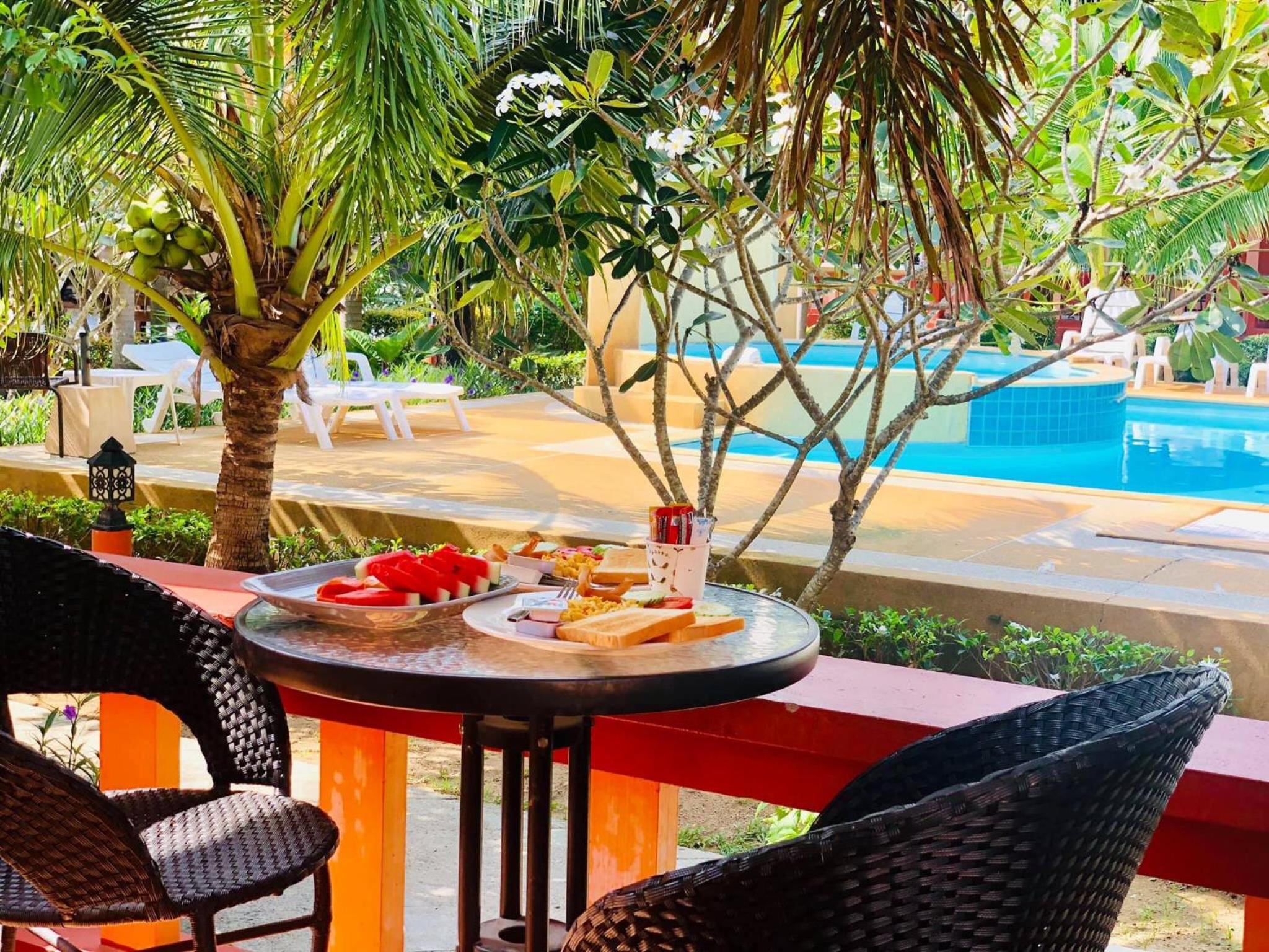 Peaceful Resort , Long Beach - Koh Lanta view 4