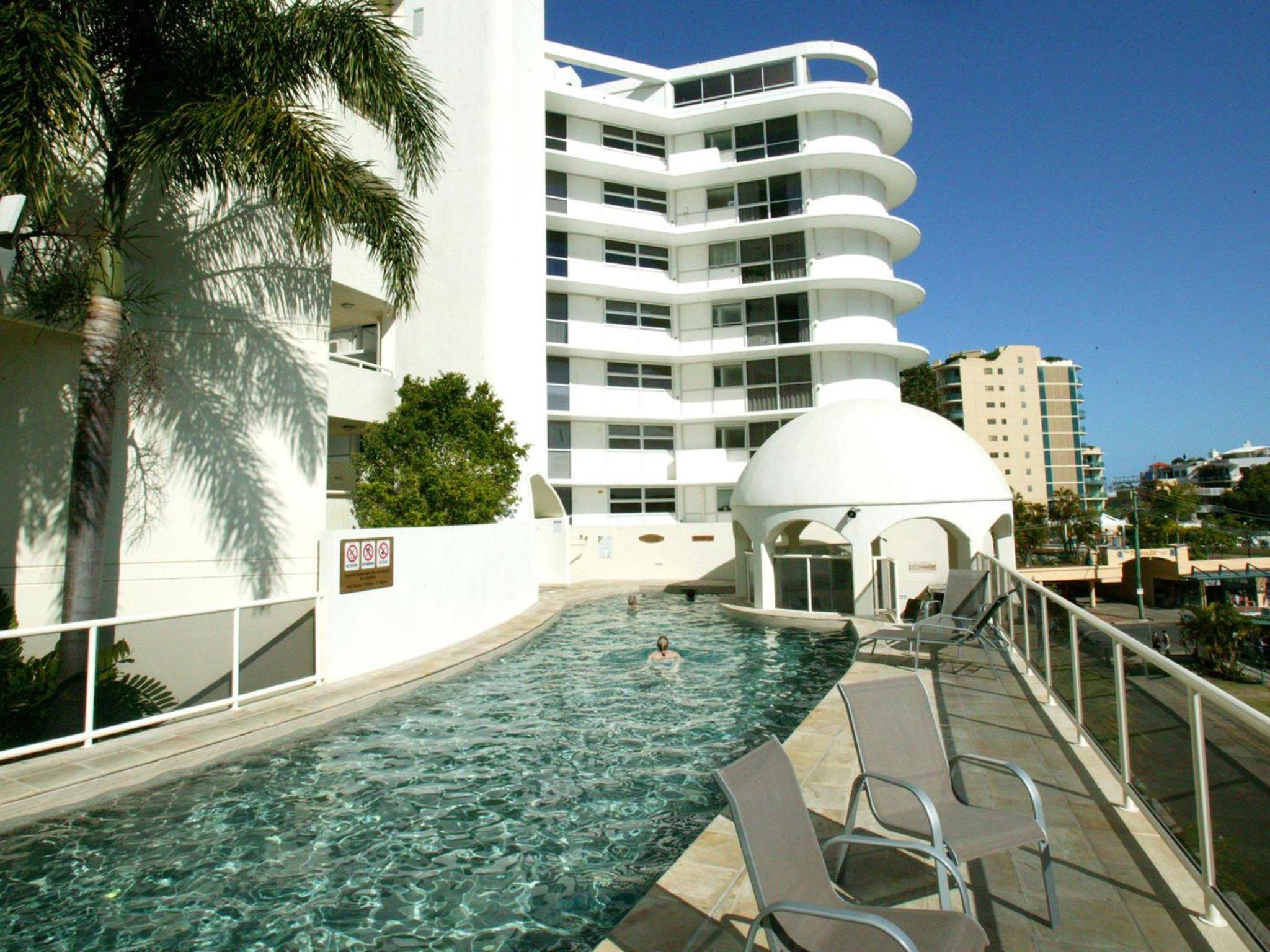 Zanzibar 404, Sensational 2 Bedroom Oceanview Apartment