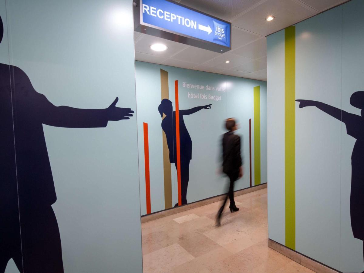 hotel reception
